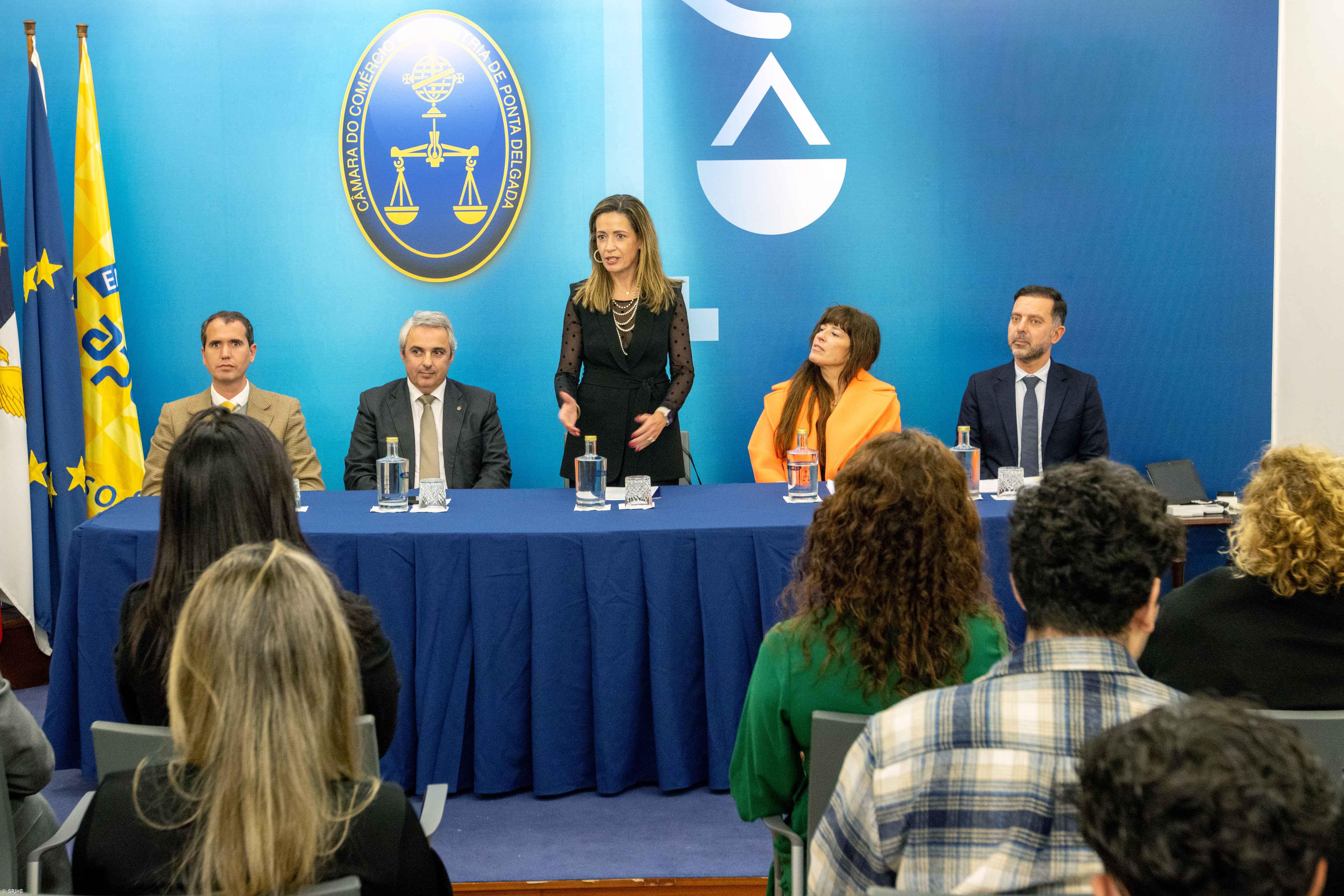 Açores reforçam apoio aos jovens estagiários do Ensino Profissional – Imagem 1