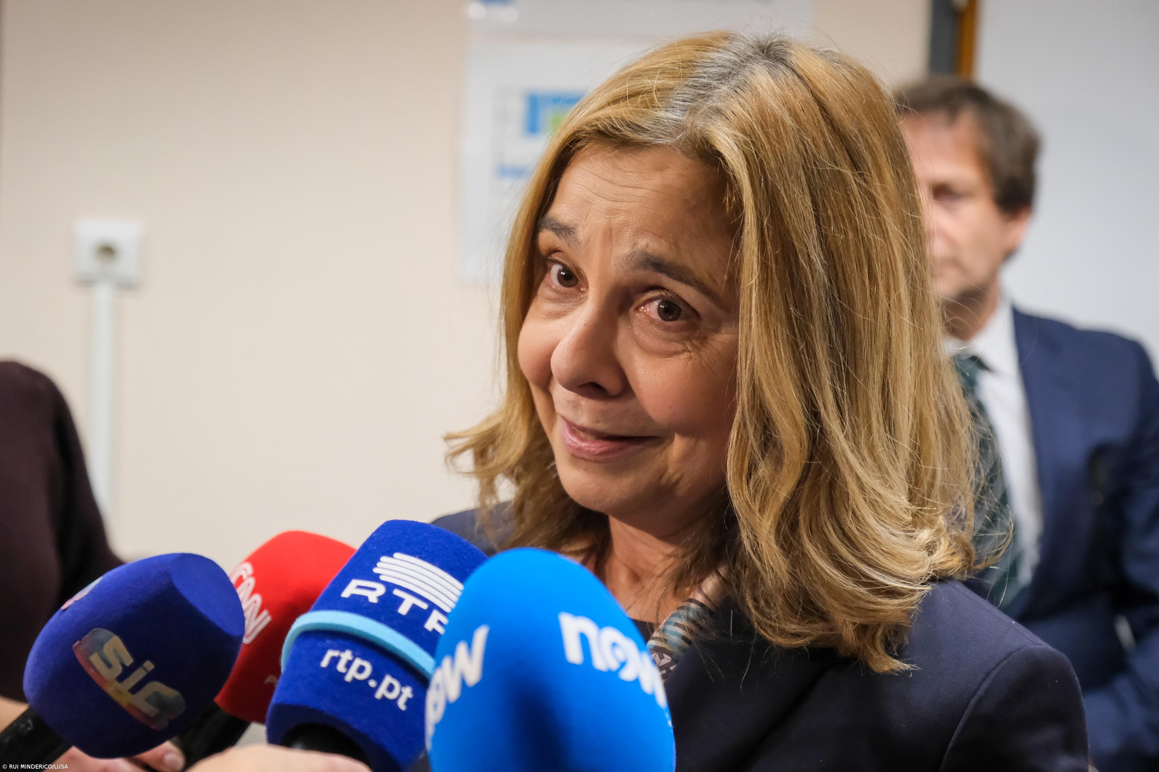 Ministra da Saúde pediu auditoria para aferir problemas no reencaminhamento da Linha SNS24 – Imagem 1