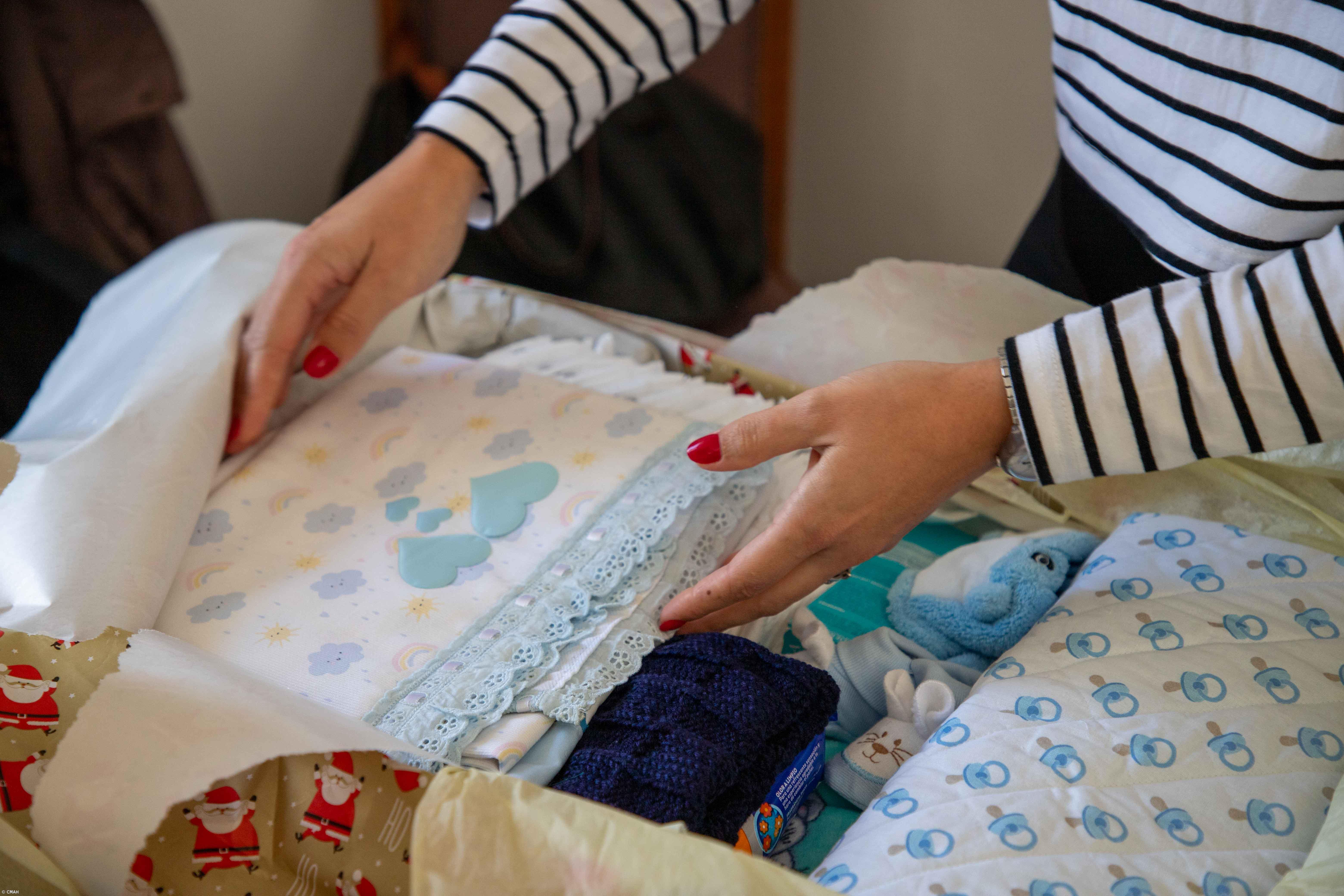 Autarquia de Angra do Heroísmo entregou enxovais a oito mães – Imagem 1