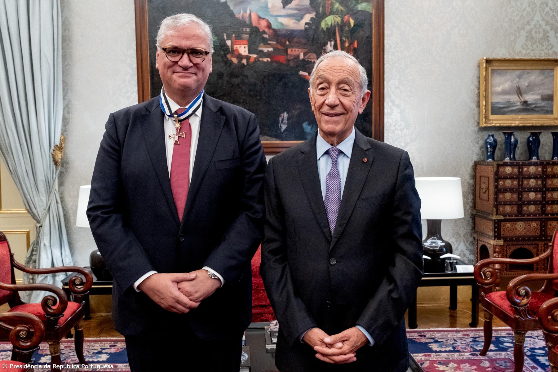 Marcelo condecora presidente do Comité das Regiões Europeu, Vasco Cordeiro – Imagem 1