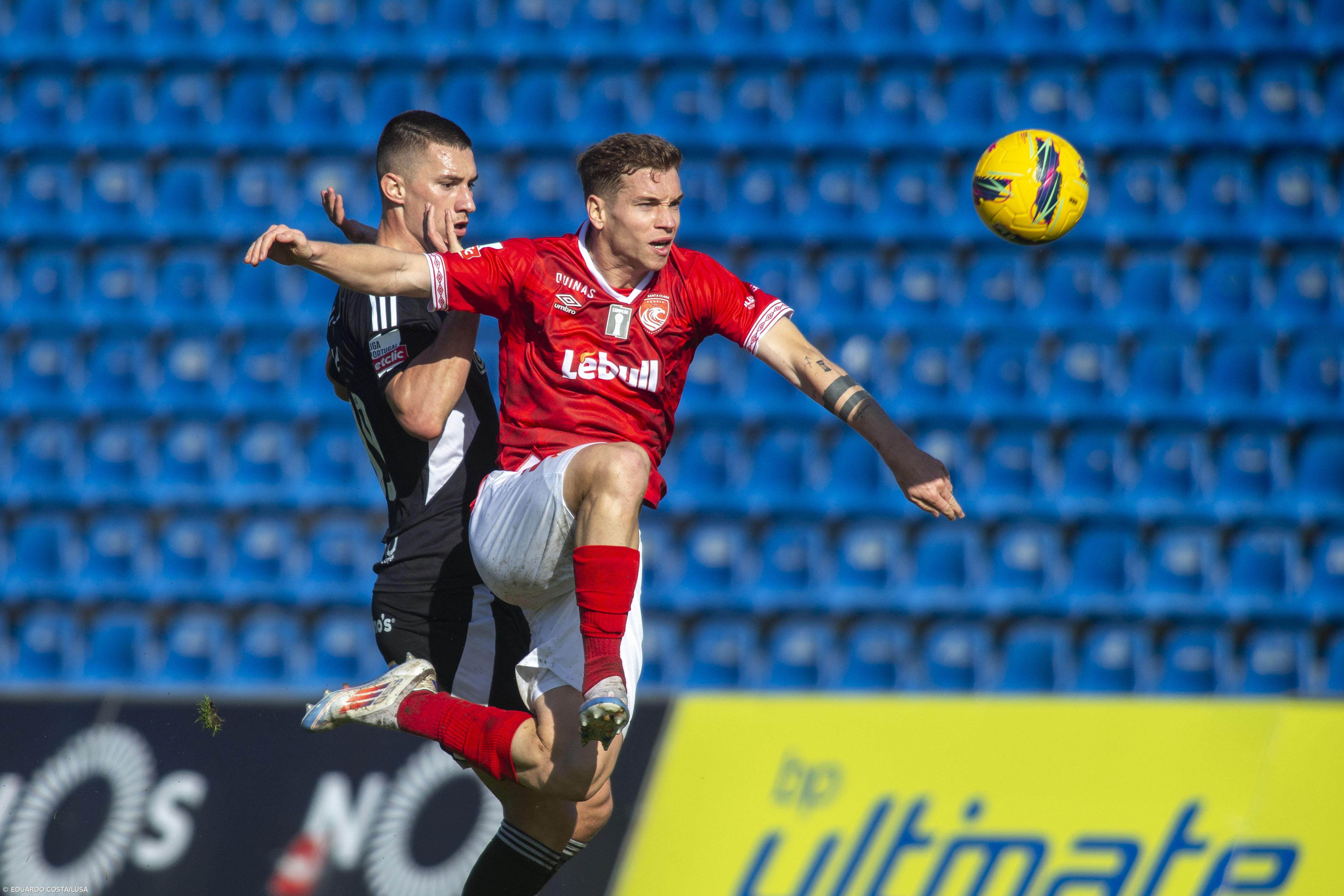 Reviravolta açoriana frente ao Casa Pia segura quinto lugar para o Santa Clara – Imagem 1