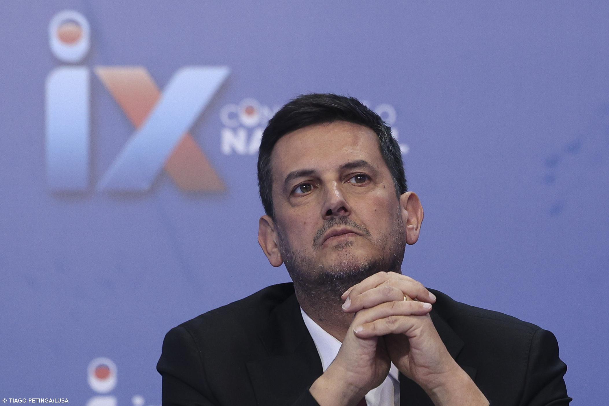 Rui Rocha reeleito presidente do partido com 73,4% dos votos  – Imagem 1