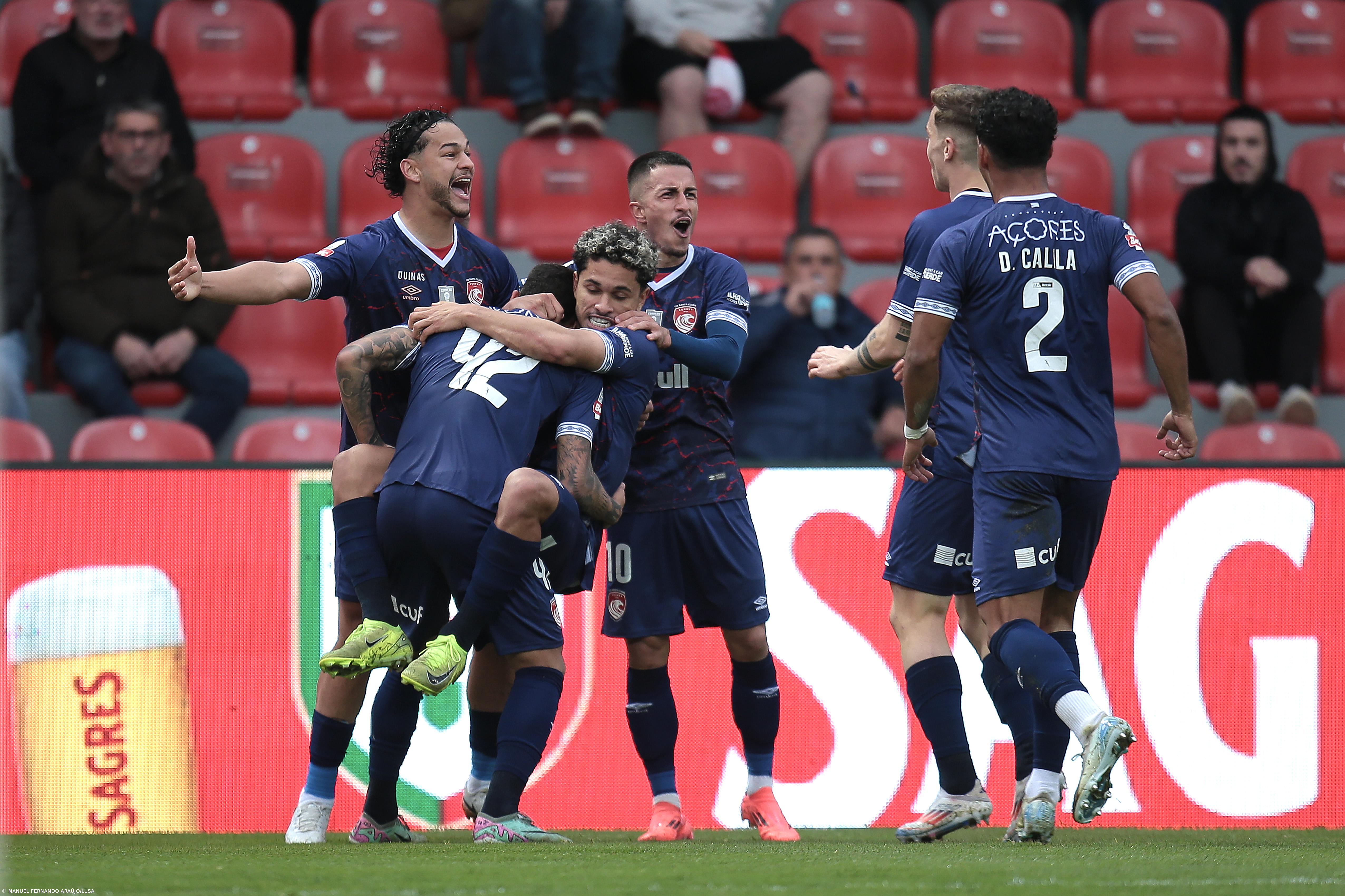 Santa Clara vence na visita ao AVS por 2-1 – Imagem 1