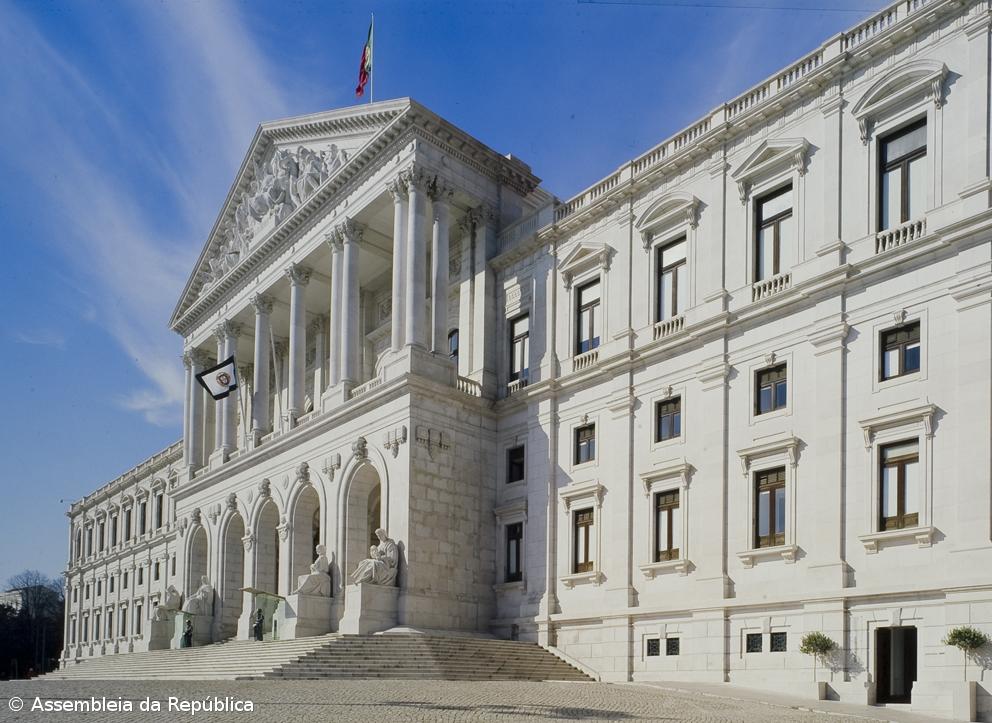 Governo aprova 65,7 milhões de euros para financiar ensino profissional privado – Imagem 1