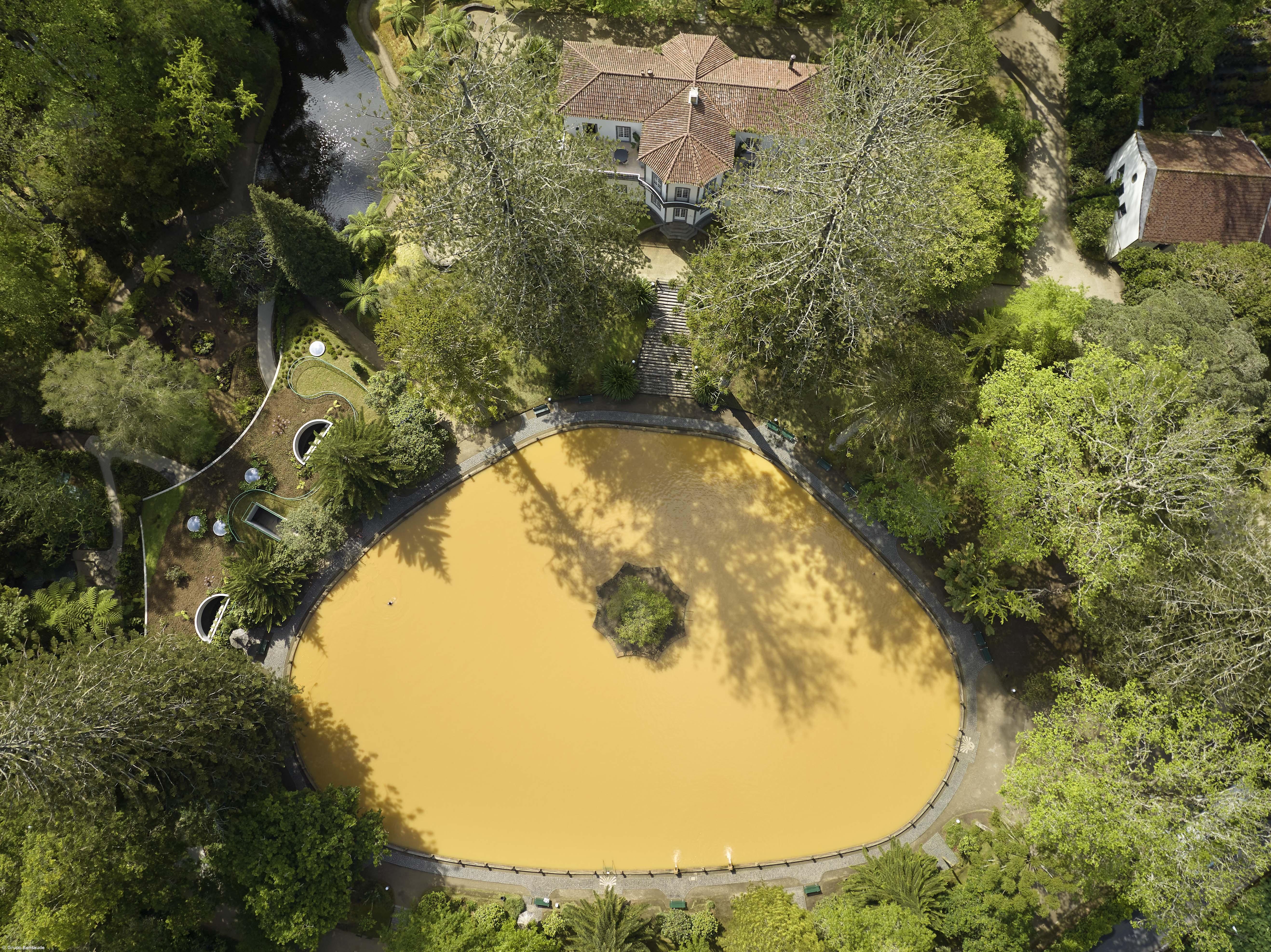 Tanque termal do Parque Terra Nostra reabre ao público – Imagem 1