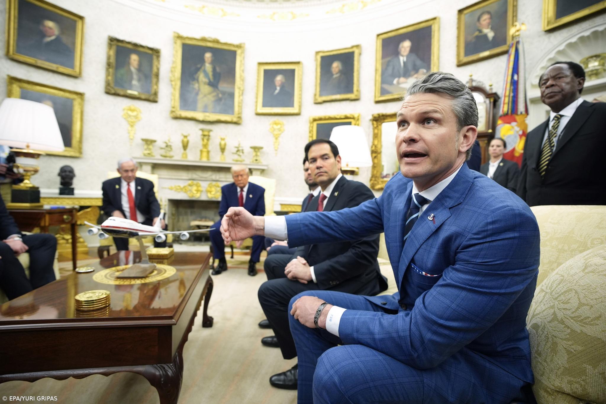 Pentágono anuncia demissão de representante militar dos EUA na NATO – Imagem 1