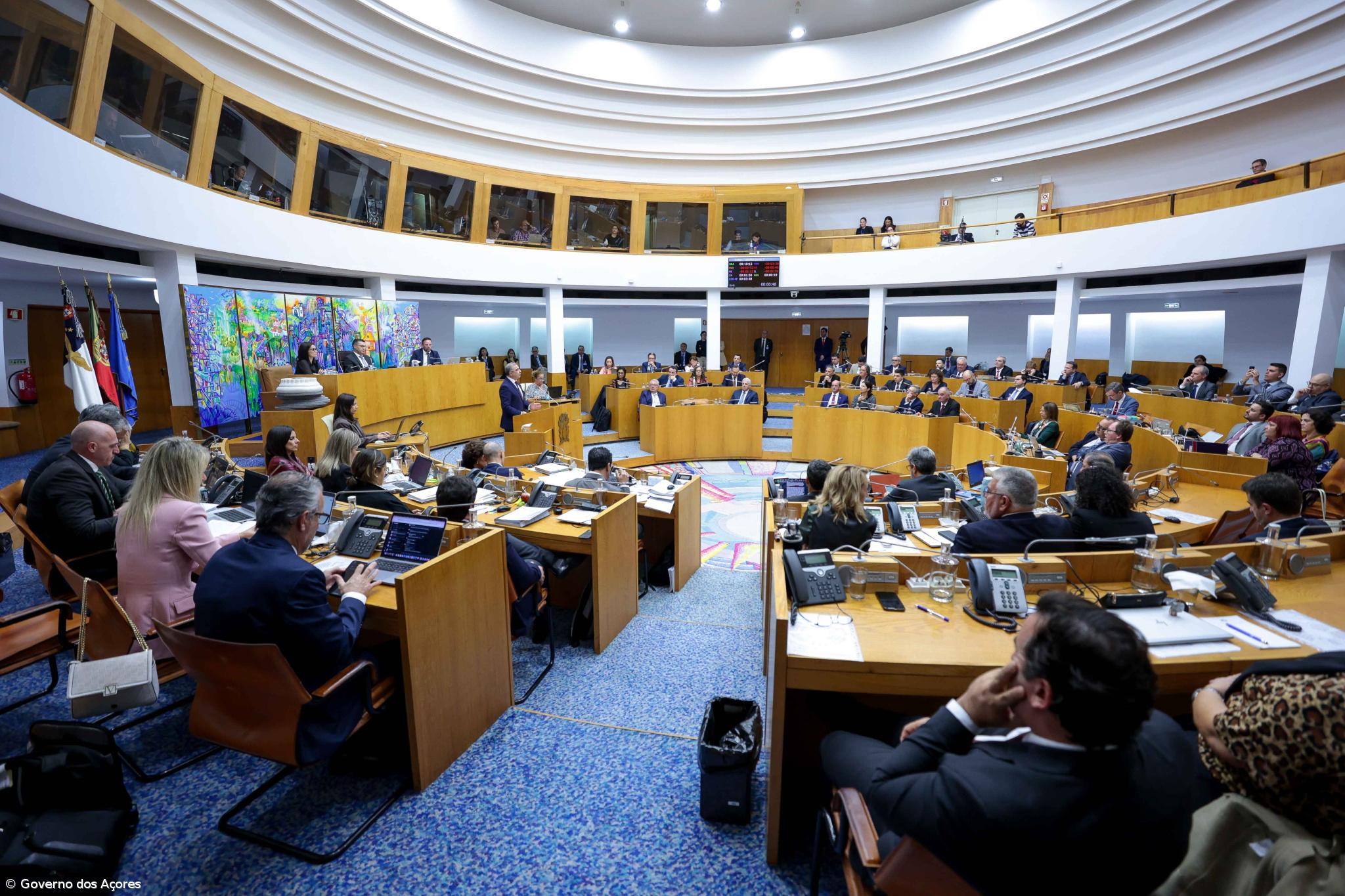 Parlamento dos Açores aprova quadro plurianual de programação orçamental para 2026-2029 – Imagem 1