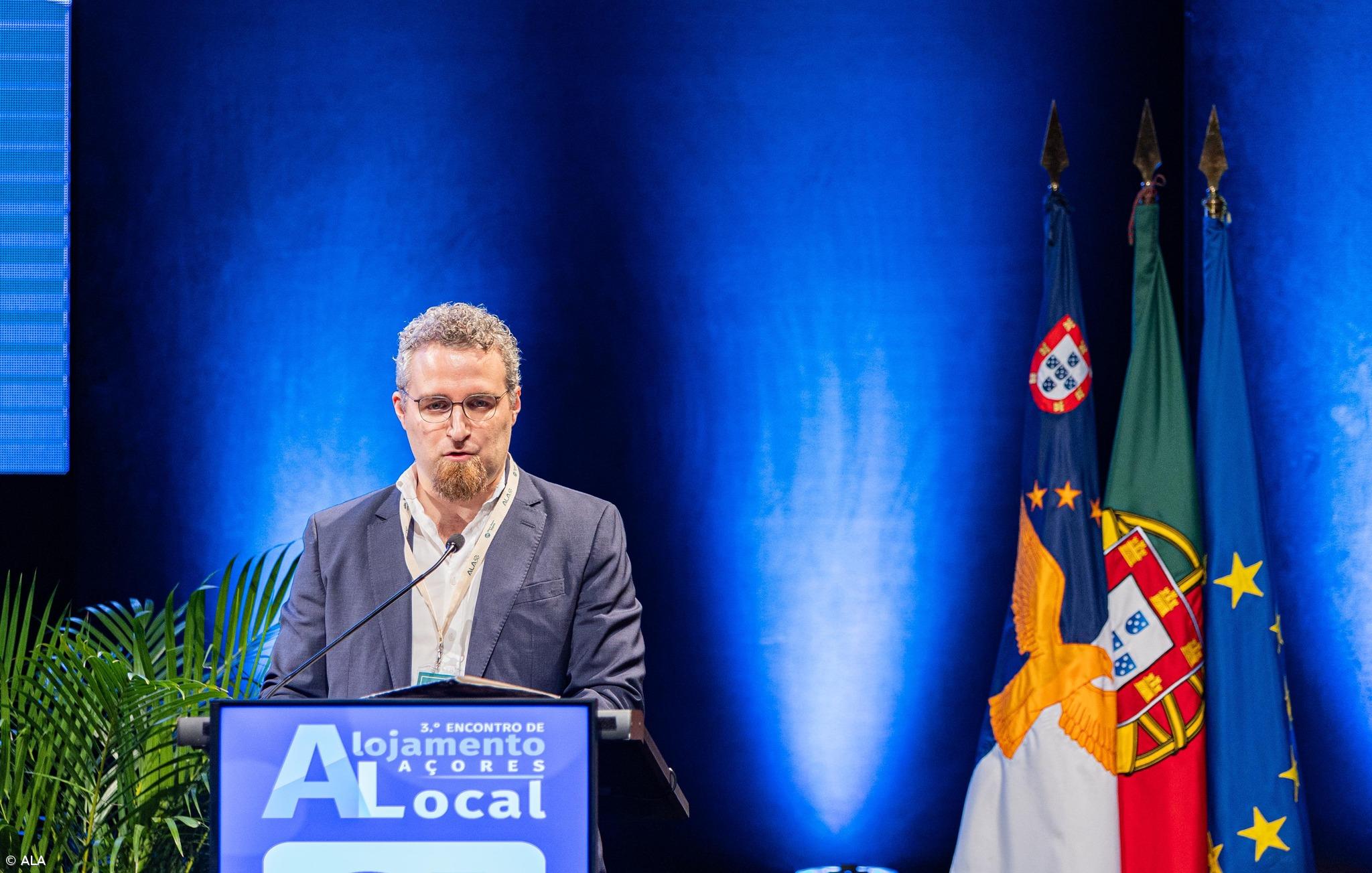 Associação do Alojamento Local dos Açores "muito preocupada" com saída da Ryanair  – Imagem 1