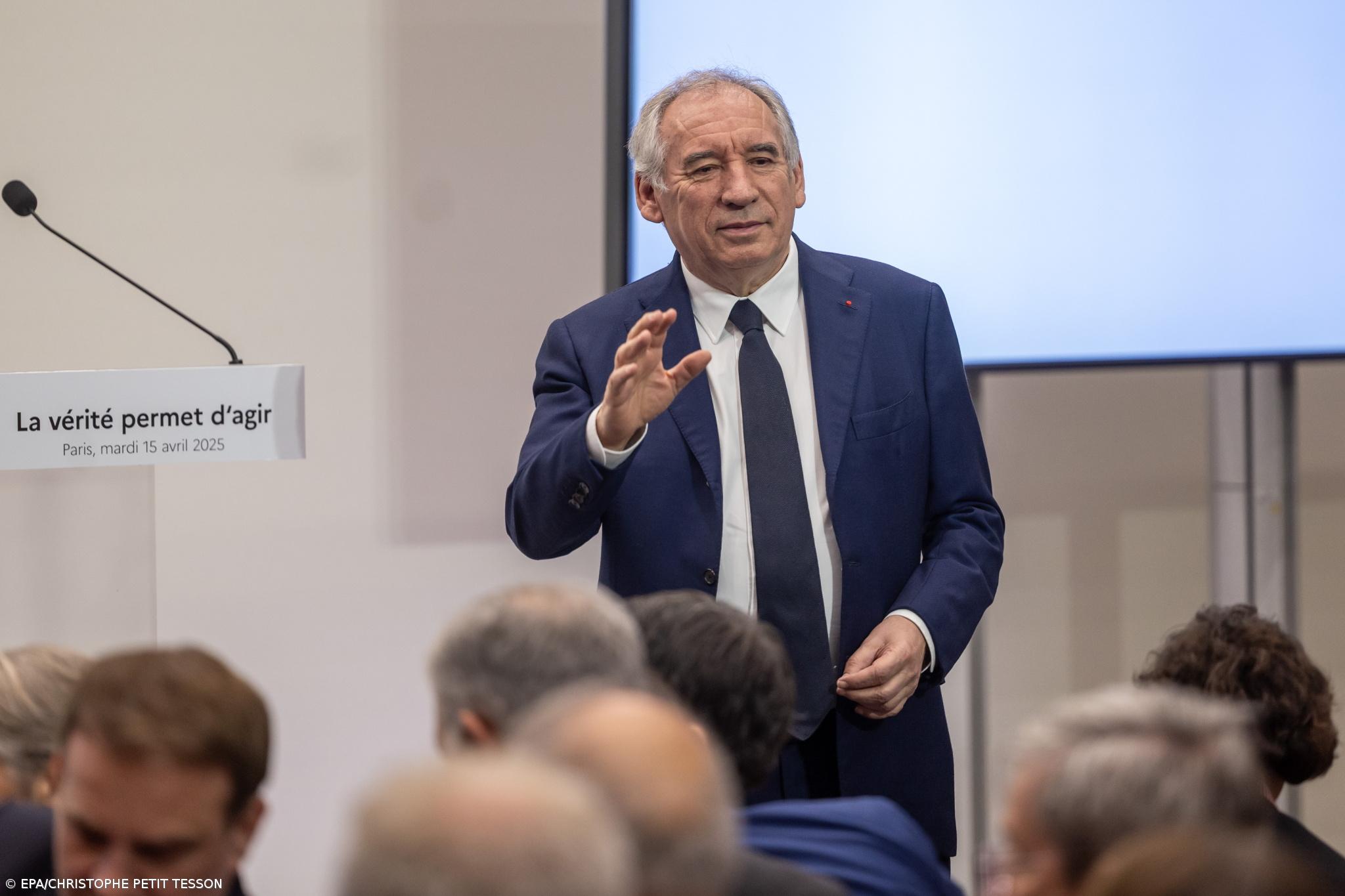 PM francês alerta para situação económica e anuncia plano de choque – Imagem 1