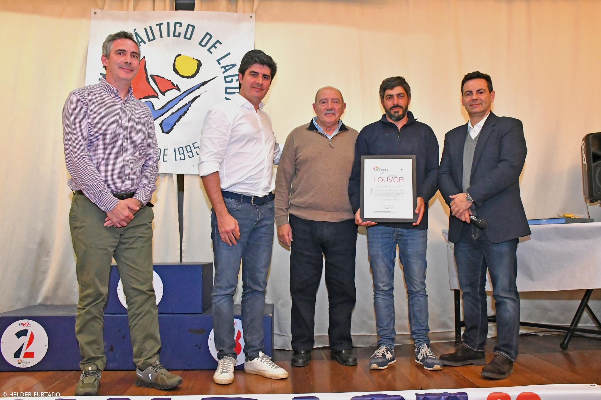 Autarquia atribui voto de louvor ao Clube Náutico de Lagoa  – Imagem 1