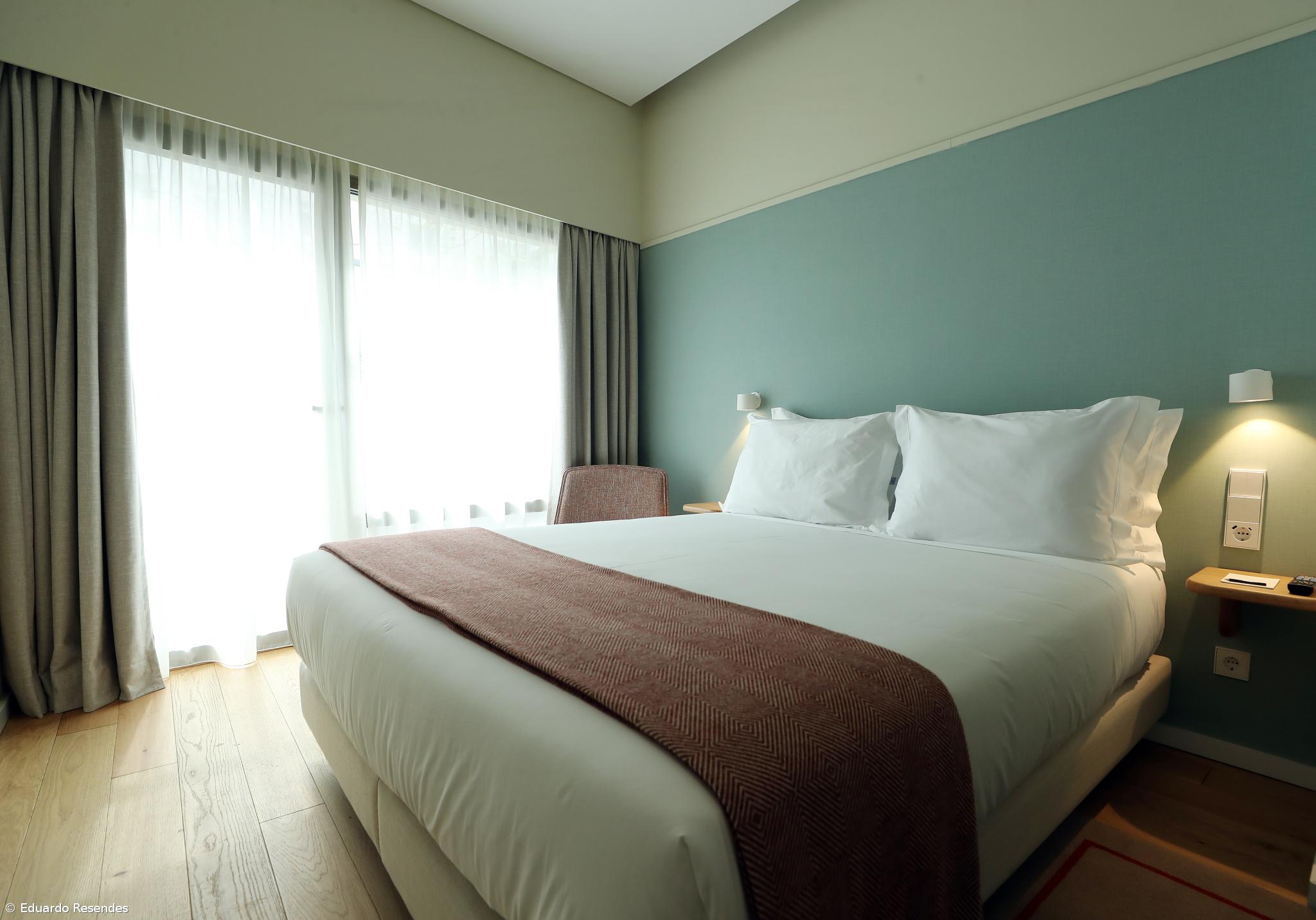 Açores registam segunda redução homóloga consecutiva de dormidas turísticas em outubro – Imagem 1