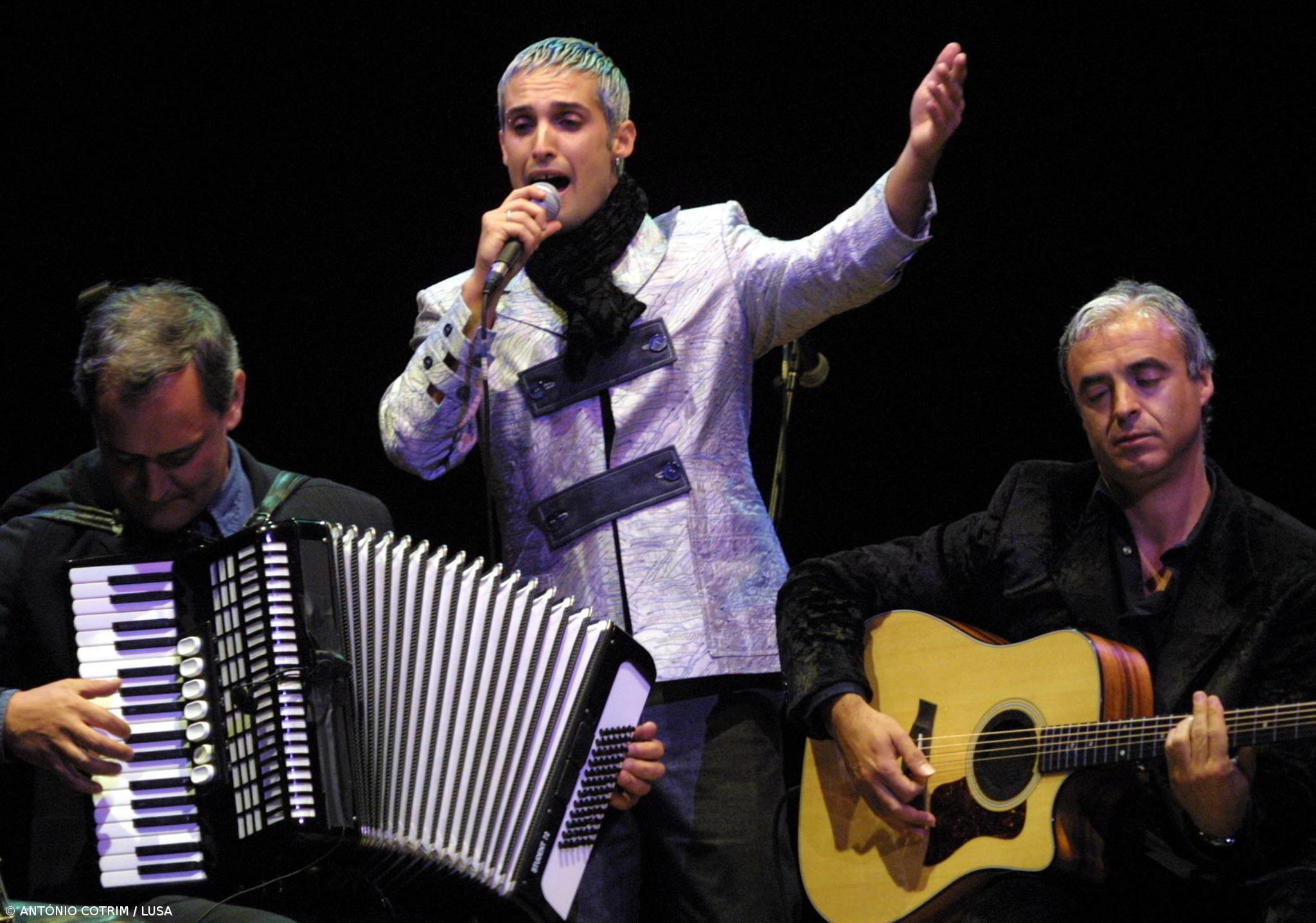 Cantor Nuno Guerreiro morre aos 52 anos – Imagem 1