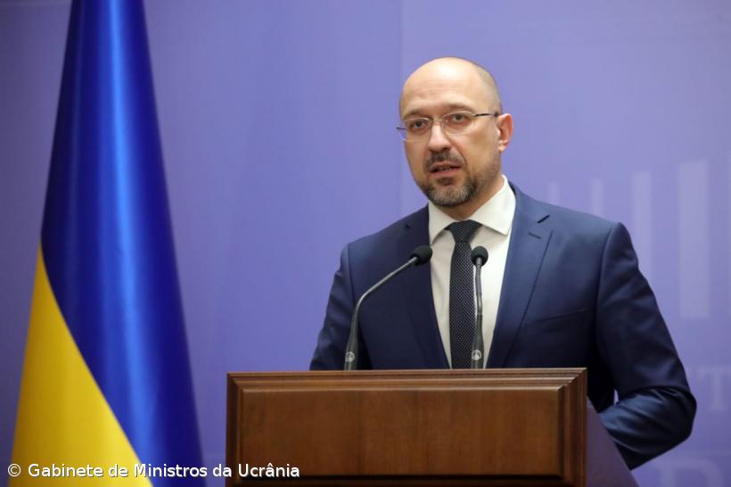 Parlamento ucraniano confirma saída de ministro da Defesa – Imagem 1