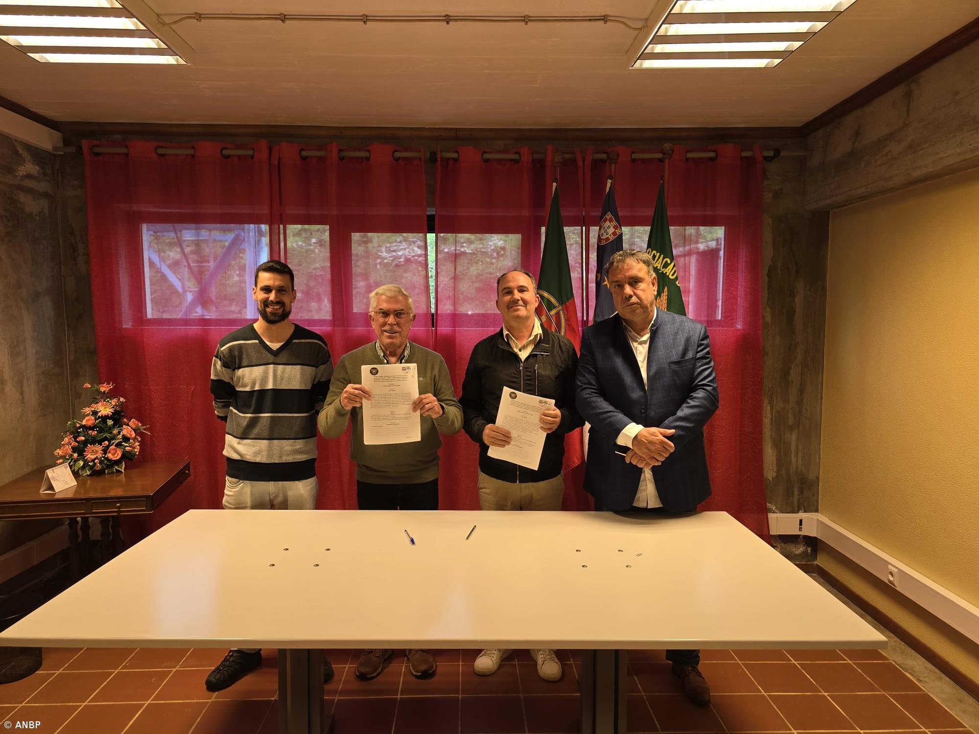 Sindicato e bombeiros da ilha das Flores celebram acordo de empresa – Imagem 1