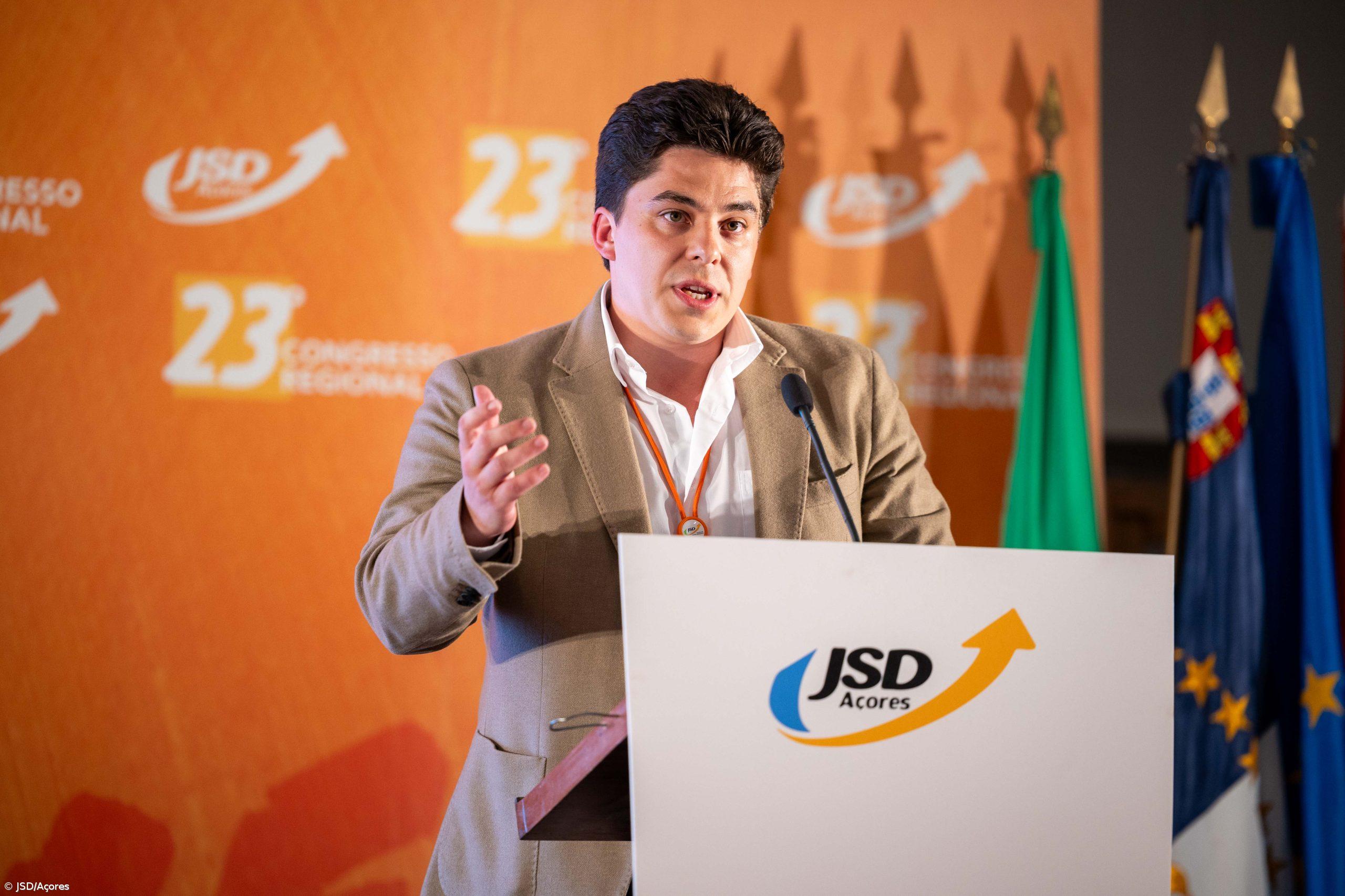 Luís Raposo é recandidato à liderança da JSD/Açores – Imagem 1