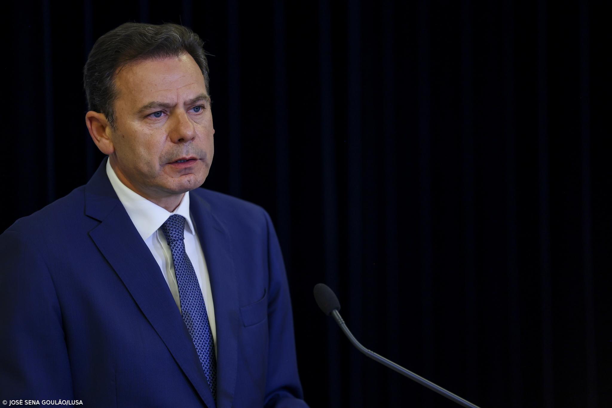 Luís Montenegro chega hoje à capital angolana para participar na Cimeira – Imagem 1