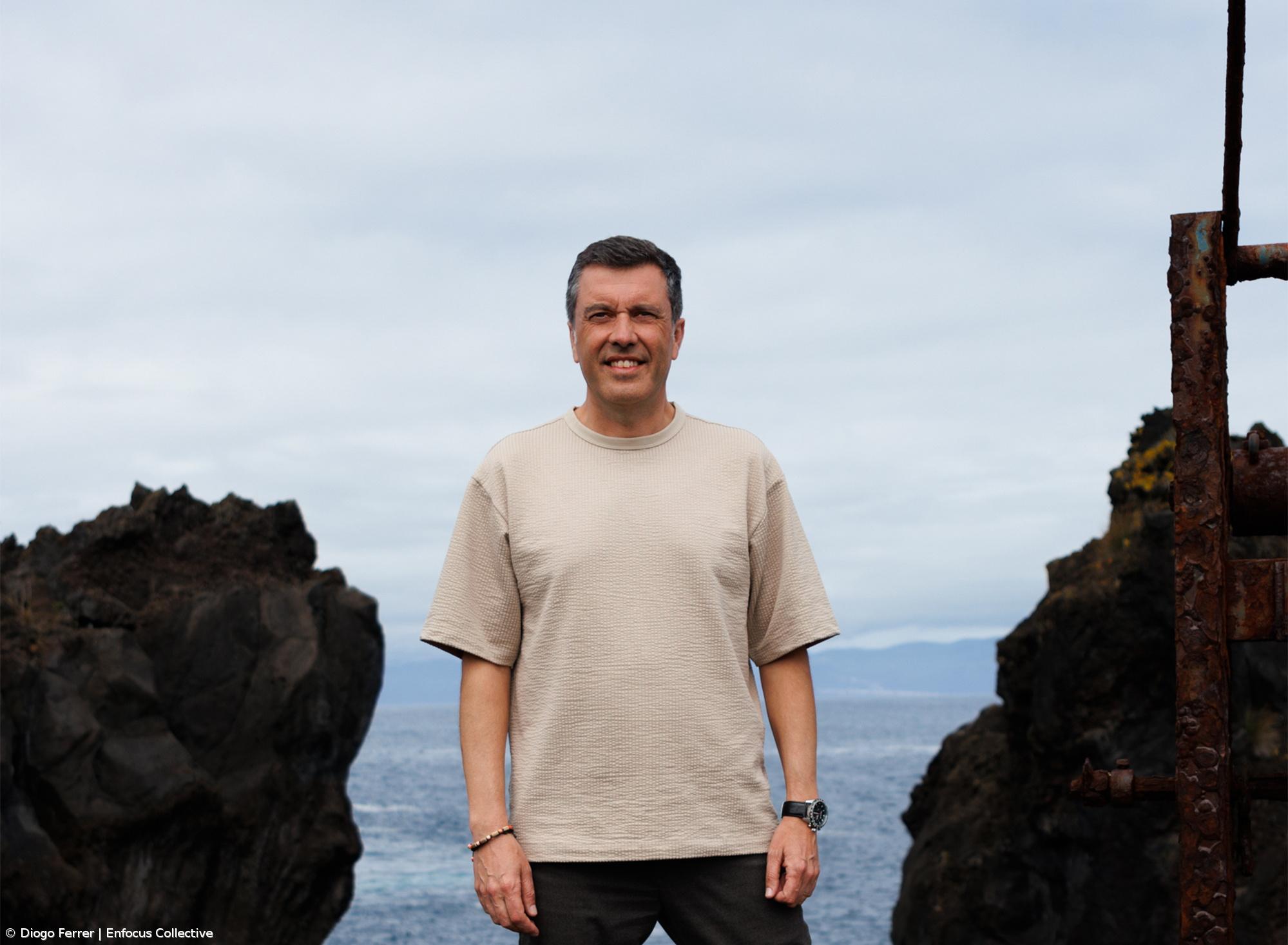 “Esta proximidade com o mar é algo que não tive durante a minha infância porque vivia  – Imagem 1