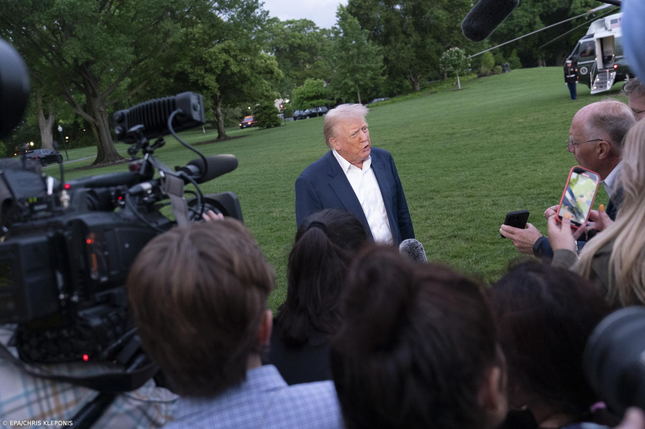 Trump anuncia intervenção militar terrestre na Venezuela e Maduro pede prontidão a força aérea – Imagem 1