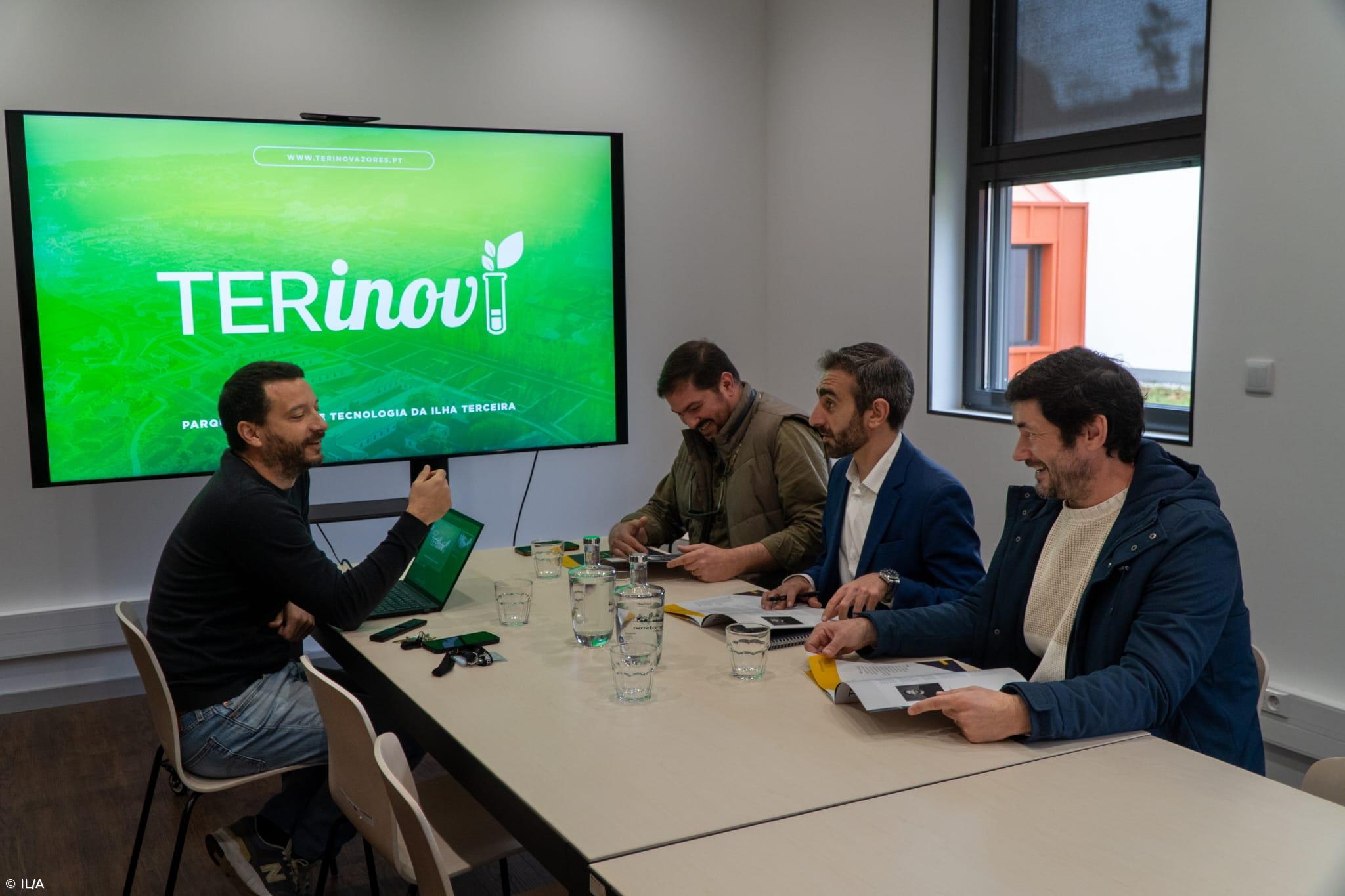 Candidato da IL inicia campanha com reuniões na ilha Terceira – Imagem 1