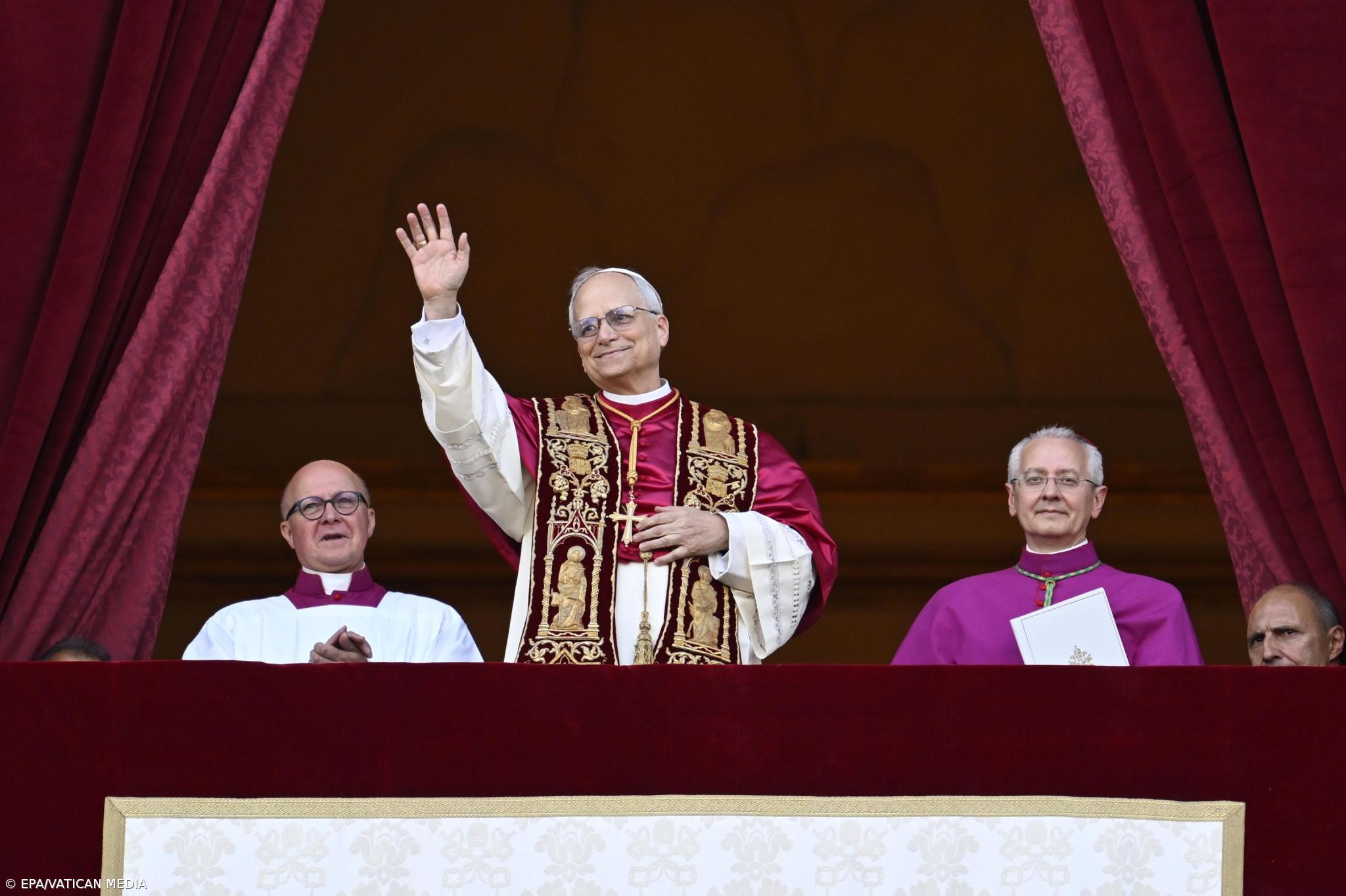 Papa Leão XIV agradece a Francisco e pede ajuda para "construir pontes" – Imagem 1