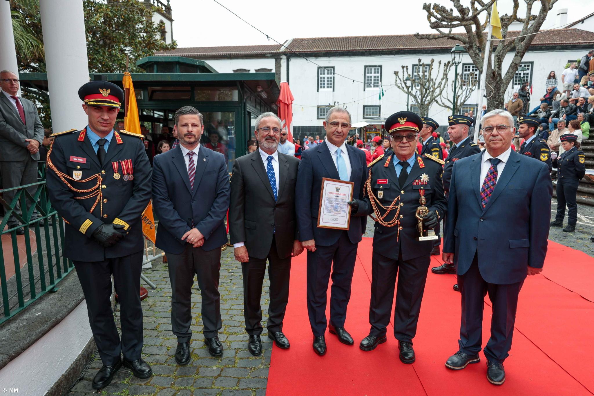Governo dos Açores equipa corporações de bombeiros com “viaturas de alto comando” – Imagem 1