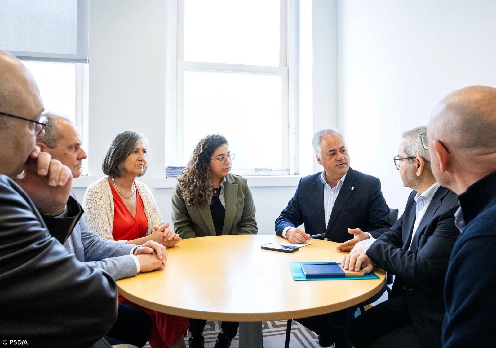 Correção da taxa de IRS sobre certificados de aforro abrangeu mais de 7 mil açorianos – Imagem 1