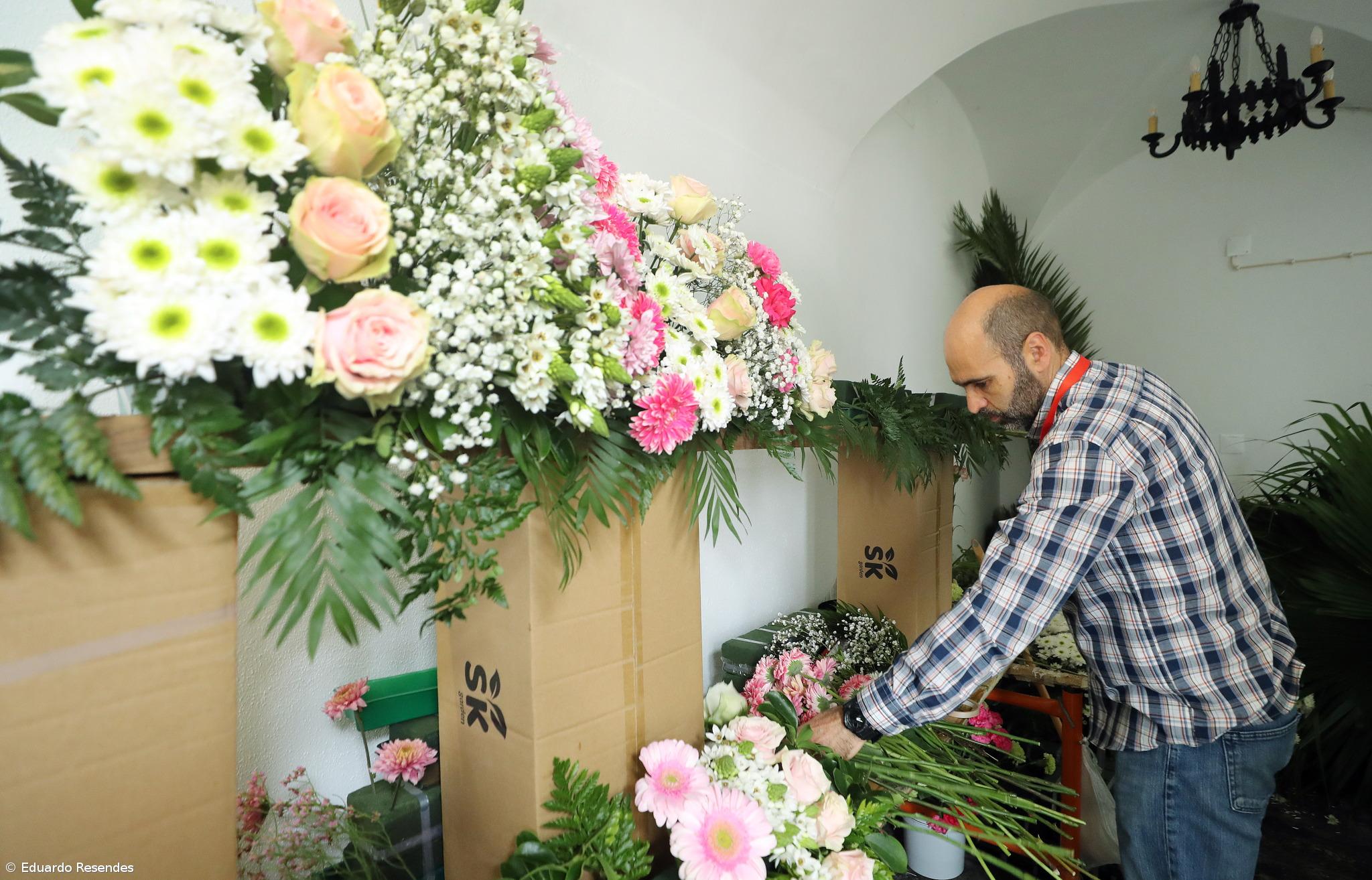 A preparação por detrás das Festas que movem muitos milhares a Ponta Delgada (Com Fotos) – Imagem 5