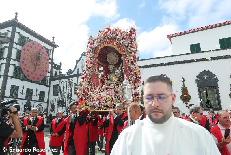 Mudança da Imagem do Senhor Santo Cristo (Com Fotos) – Imagem 3