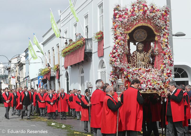 Mudança da Imagem do Senhor Santo Cristo (Com Fotos) – Imagem 13