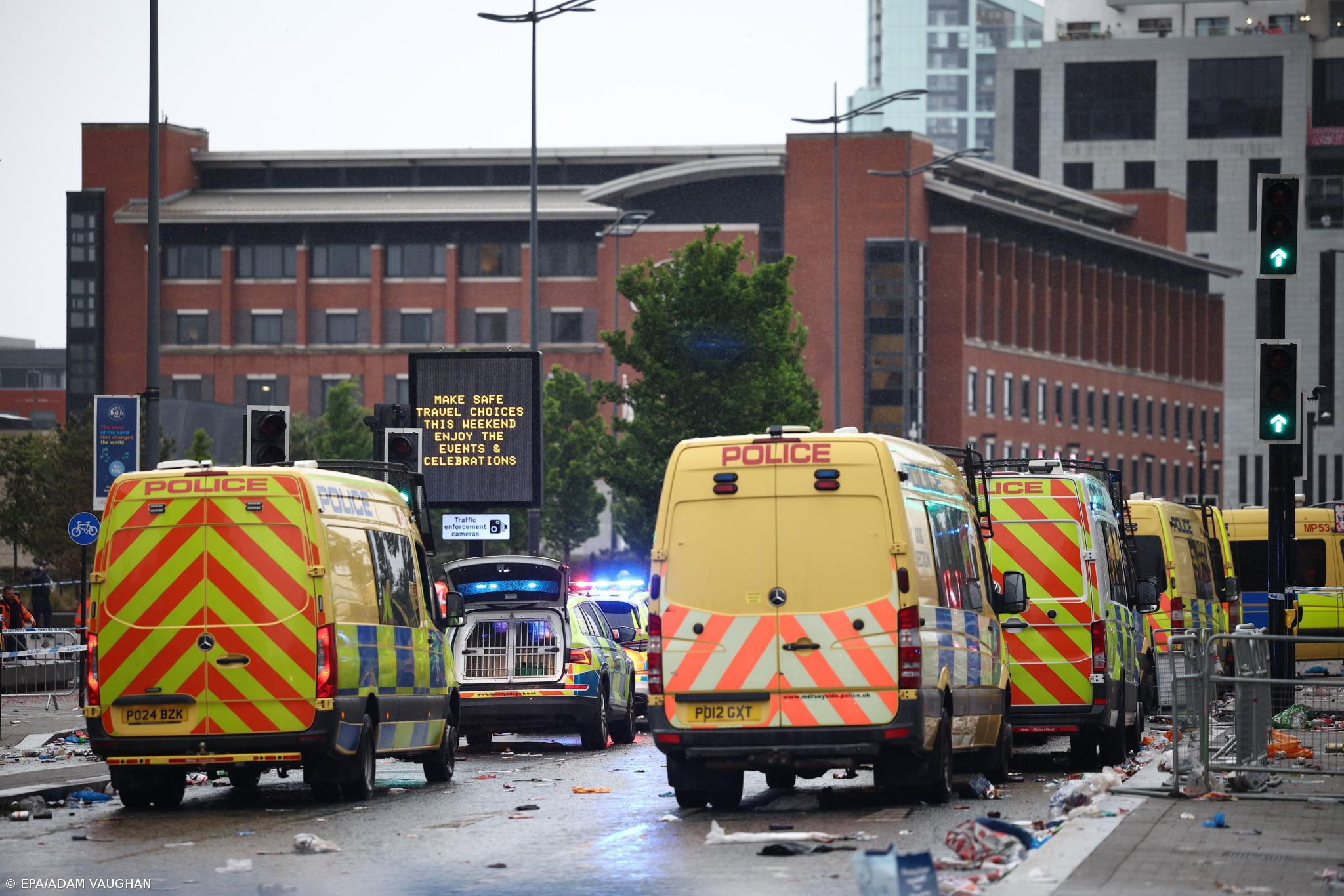 Atropelamento múltiplo em Liverpool faz 27 feridos  – Imagem 1