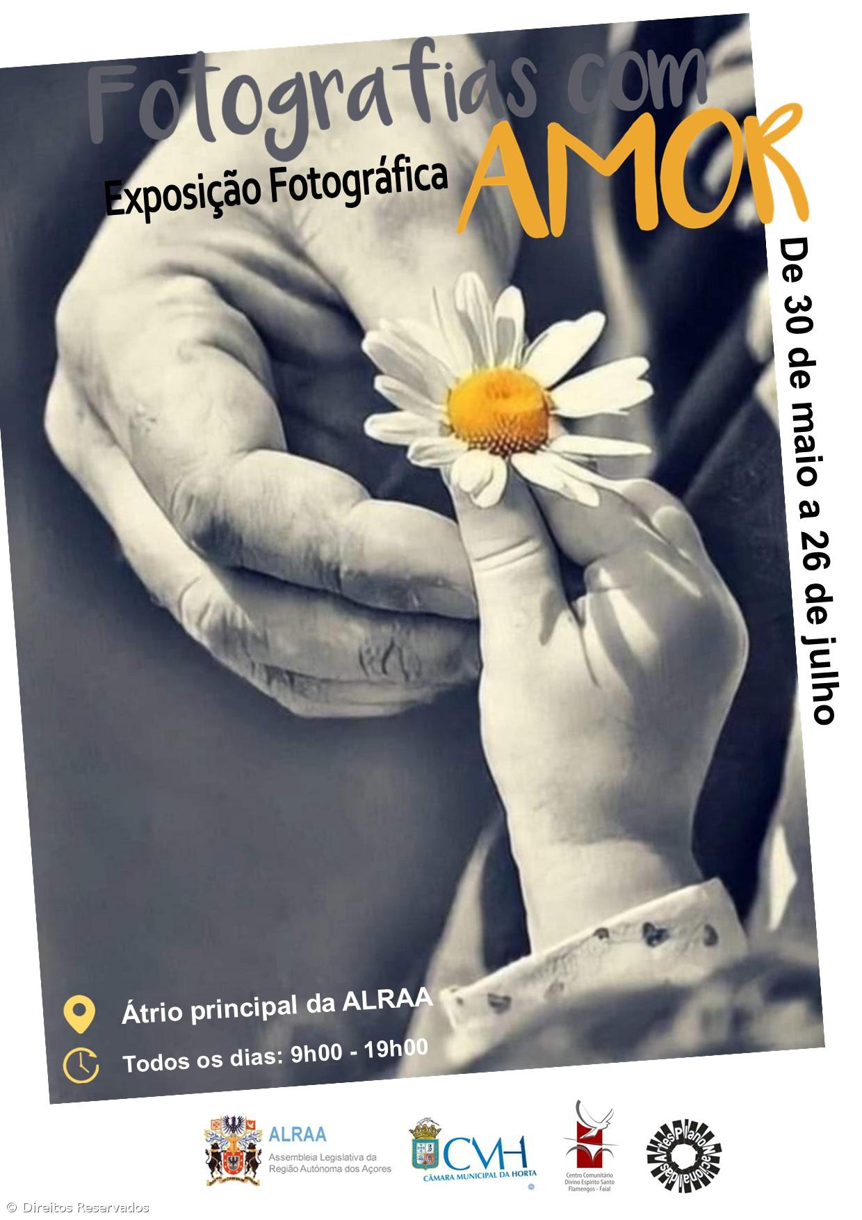 Presidente do parlamento inaugura exposição “Fotografias com Amor”  – Imagem 1