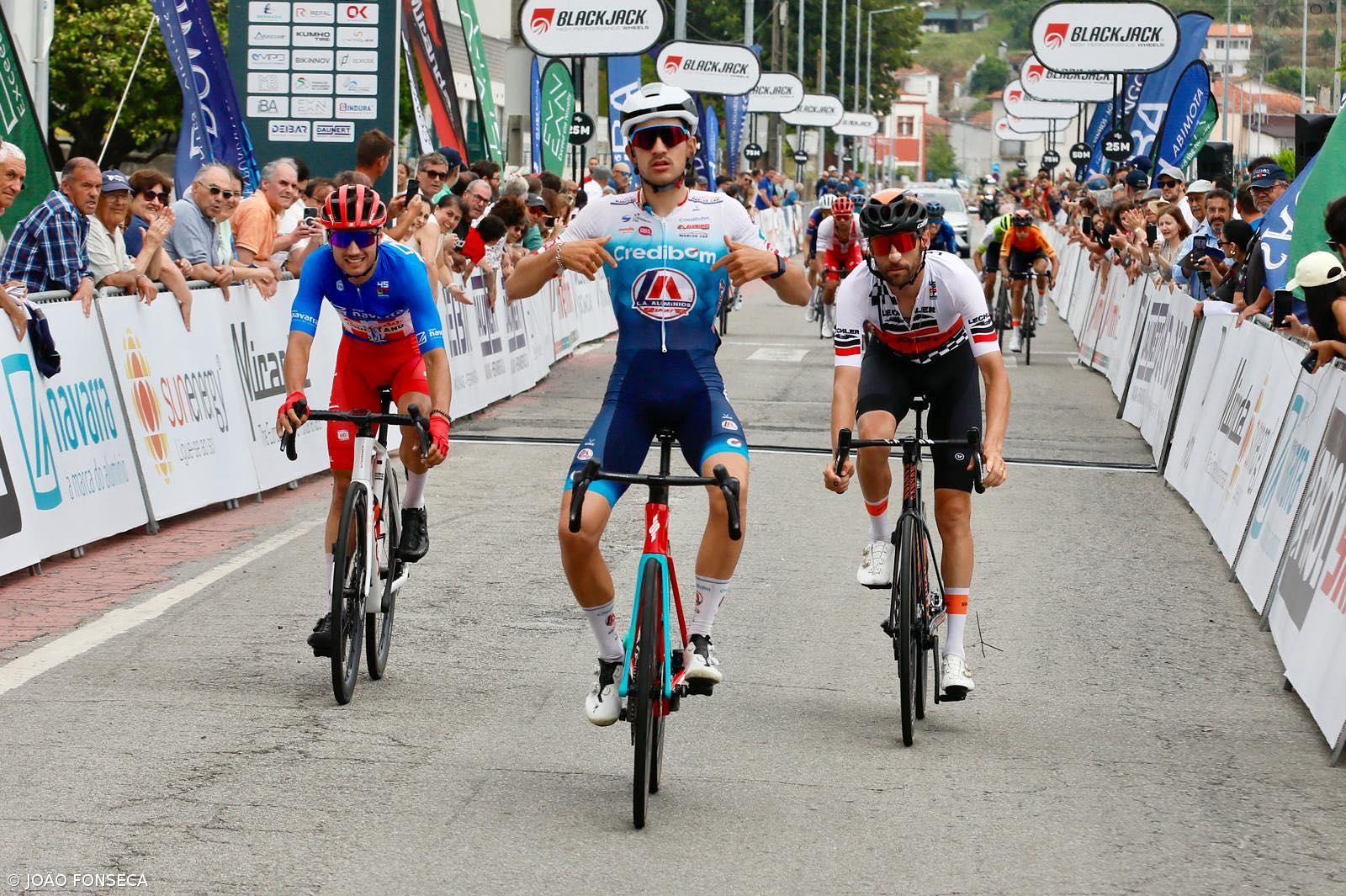 João Medeiros “bisa” e ganha ao sprint etapa em Águeda  – Imagem 1