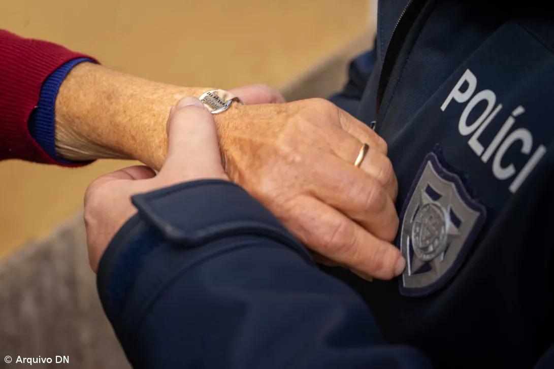 Violência doméstica foi o crime contra idosos mais denunciado à APAV – Imagem 1