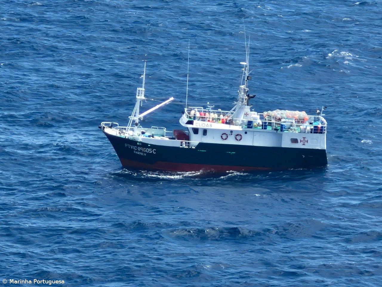 Marinha coordenou resgate de 11 tripulantes de barco de pesca – Imagem 1
