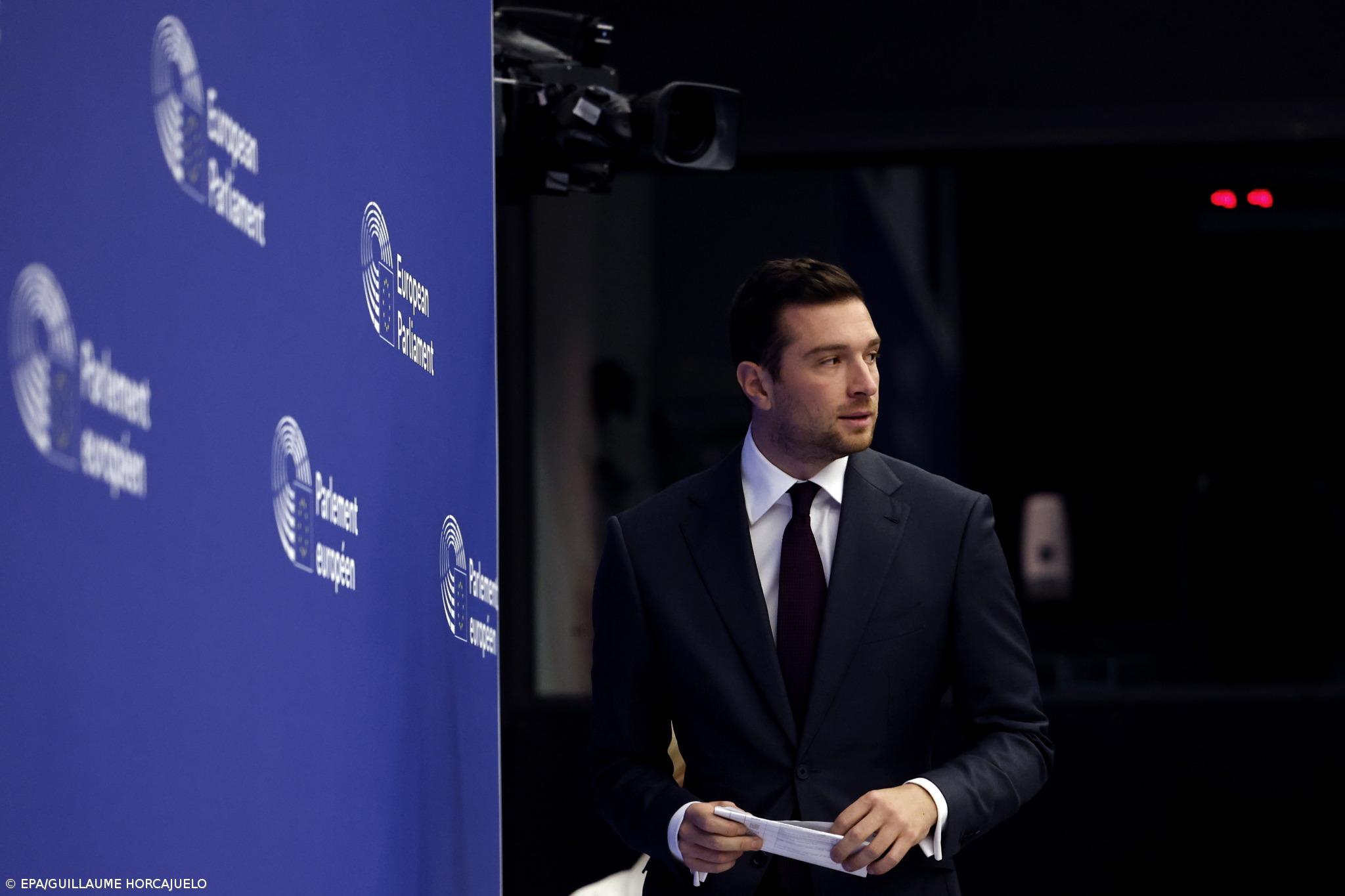 Extrema-direita francesa denuncia "operação de perseguição" do Parlamento Europeu – Imagem 1