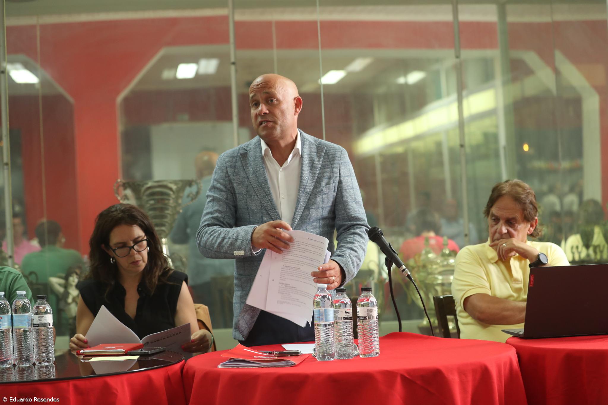 Sócios do Santa Clara aprovam orçamento para 2025/2026 – Imagem 1