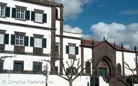 Escavações arqueológicas em igreja de Vila Franca do Campo começam na segunda-feira – Imagem 1
