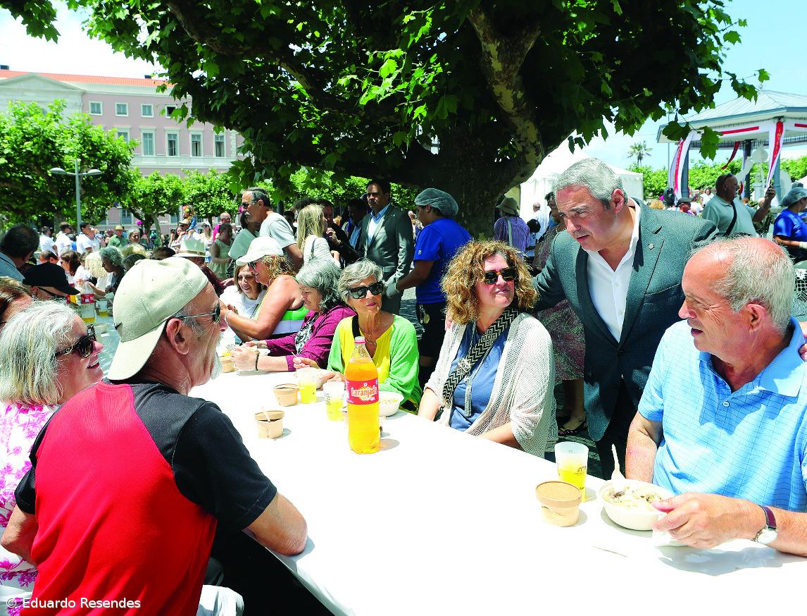 Festas do Espírito Santo voltam a reunir milhares em Ponta Delgada – Imagem 2