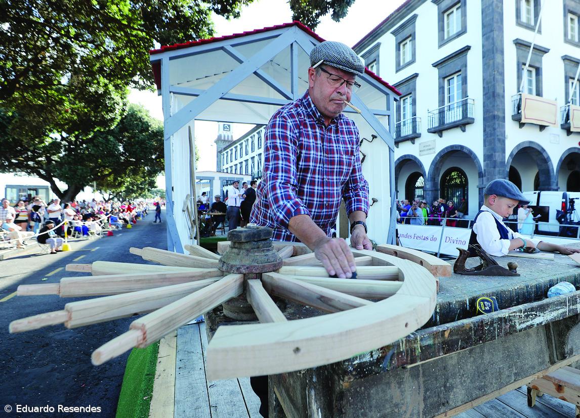 Festas do Espírito Santo voltam a reunir milhares em Ponta Delgada – Imagem 4