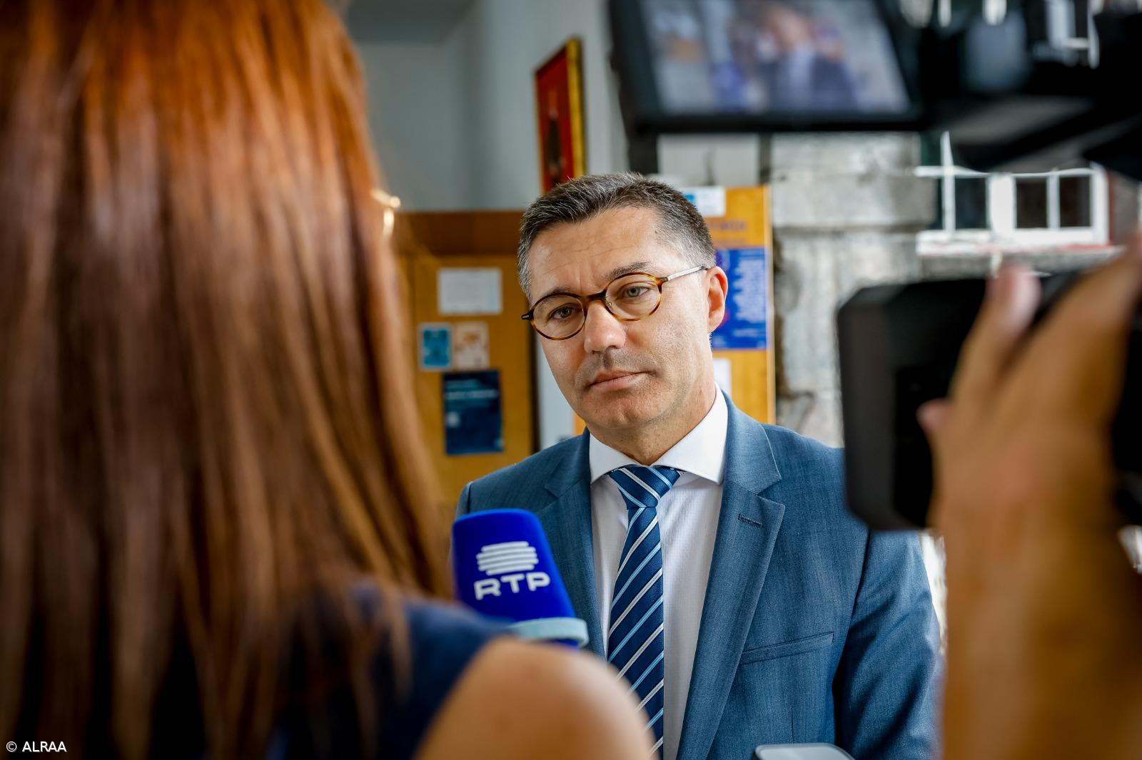 Líder do parlamento açoriano pede “criminalização urgente” de novas drogas sintéticas – Imagem 1