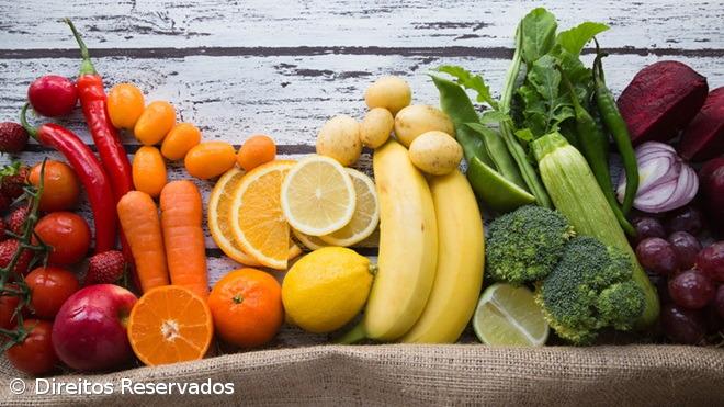 Bruxelas abre processo a Portugal por falhas em regras sobre frutas, legumes e sementes – Imagem 1