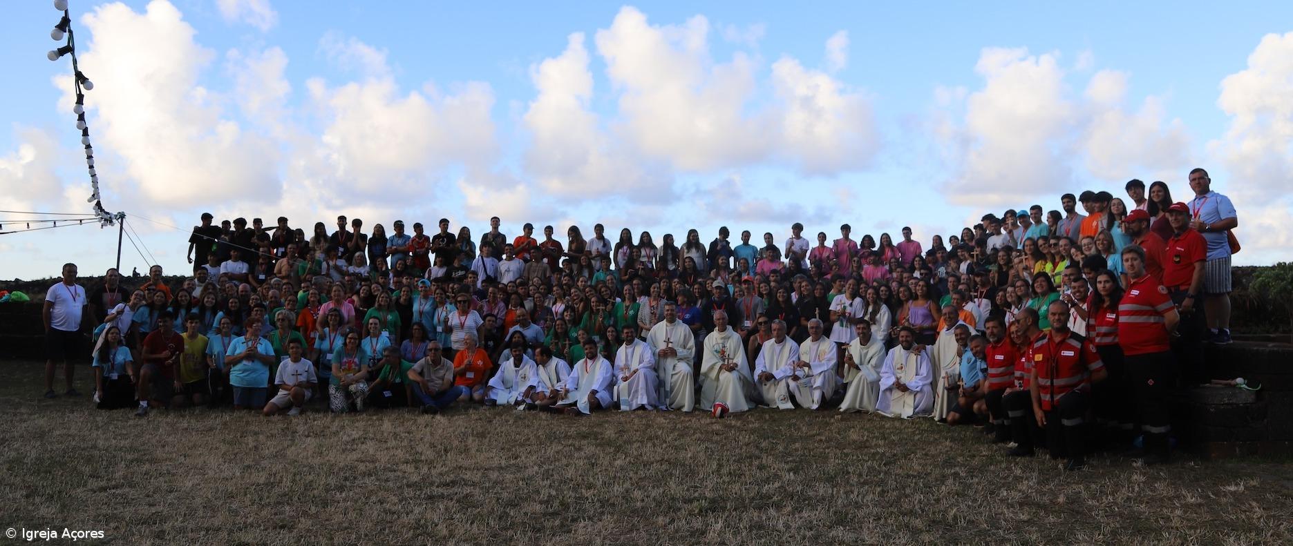 Bispo de Angra convoca os jovens para “construir a paz neste mundo global” – Imagem 1
