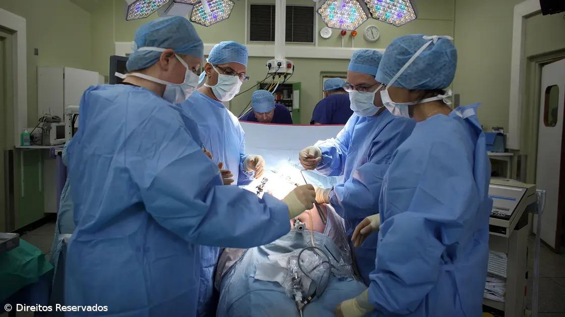 Mais de 12800 utentes aguardavam por cirurgia nos Açores no final de julho – Imagem 1