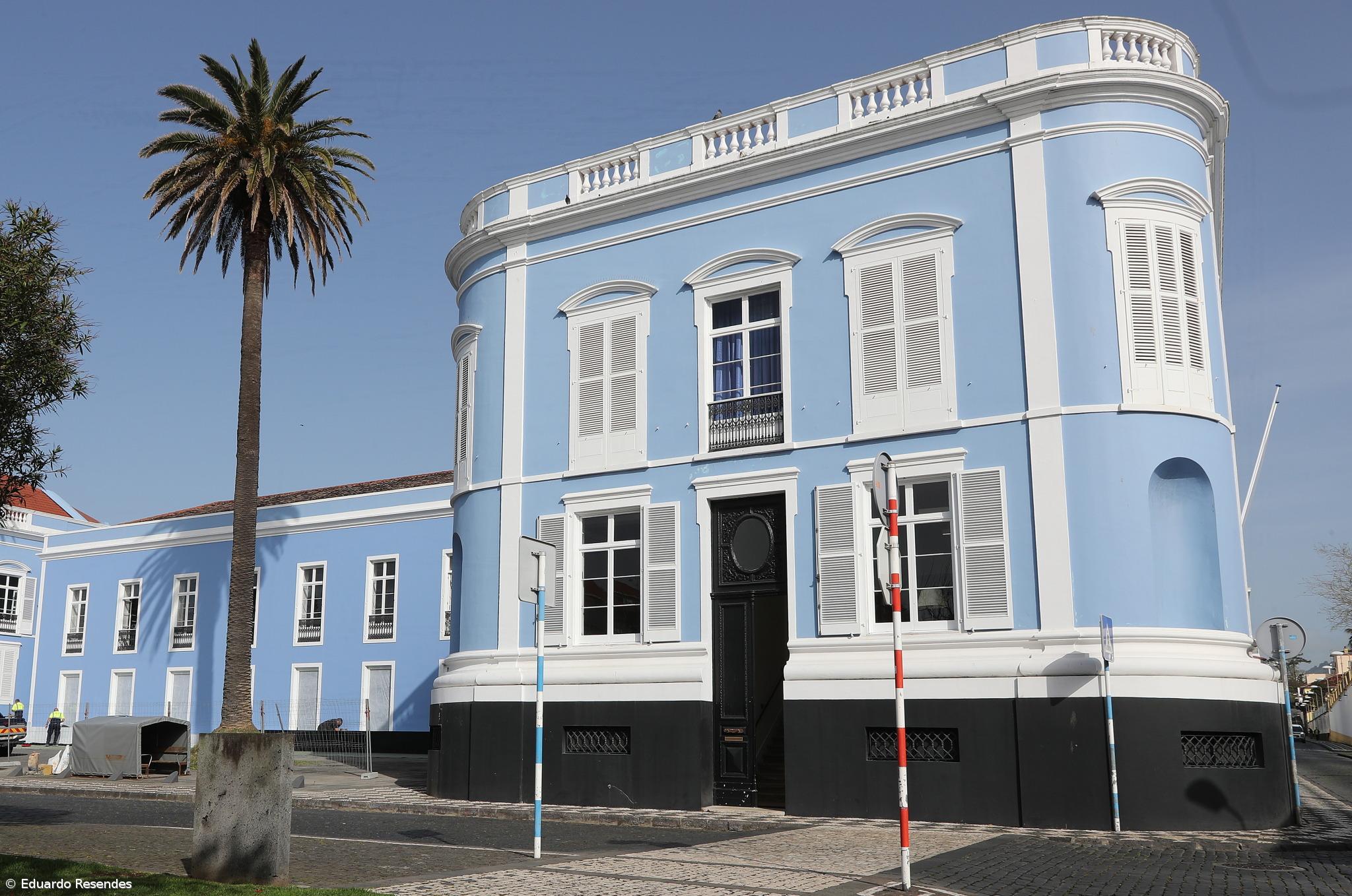 Função pública dos Açores terá cerca de 4700 trabalhadores na reforma até 2030 – Imagem 1