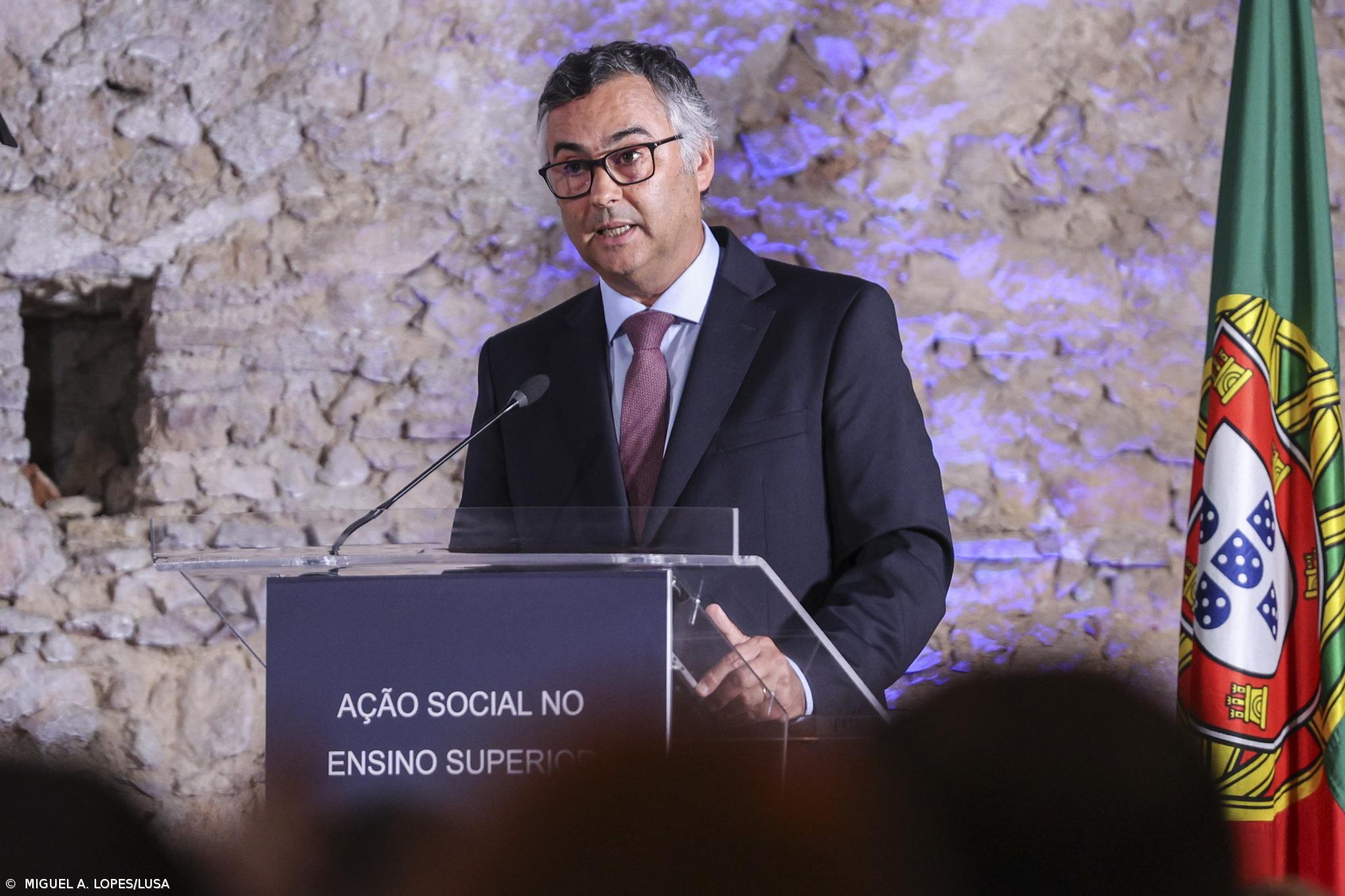 Ministro alerta para degradação de residências universitárias com apenas alunos carenciados – Imagem 1