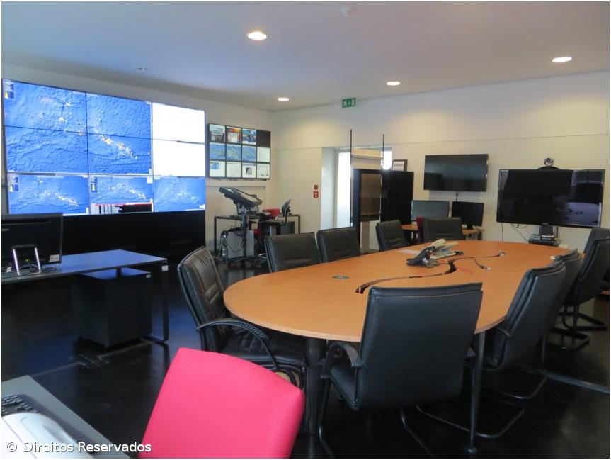 Dois sismos de magnitude 2,2 e 1,9 sentidos na ilha Terceira – Imagem 1