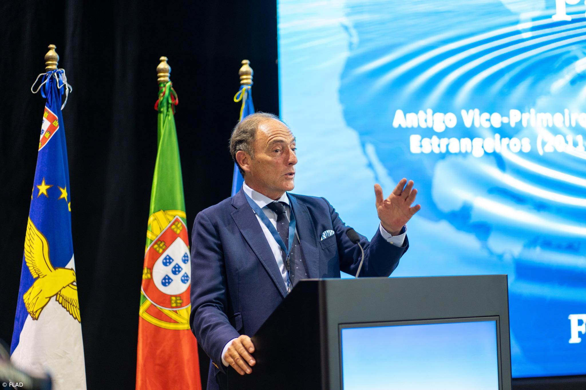 Paulo Portas defende que "relação atlântica" dá influência internacional a Portugal – Imagem 1