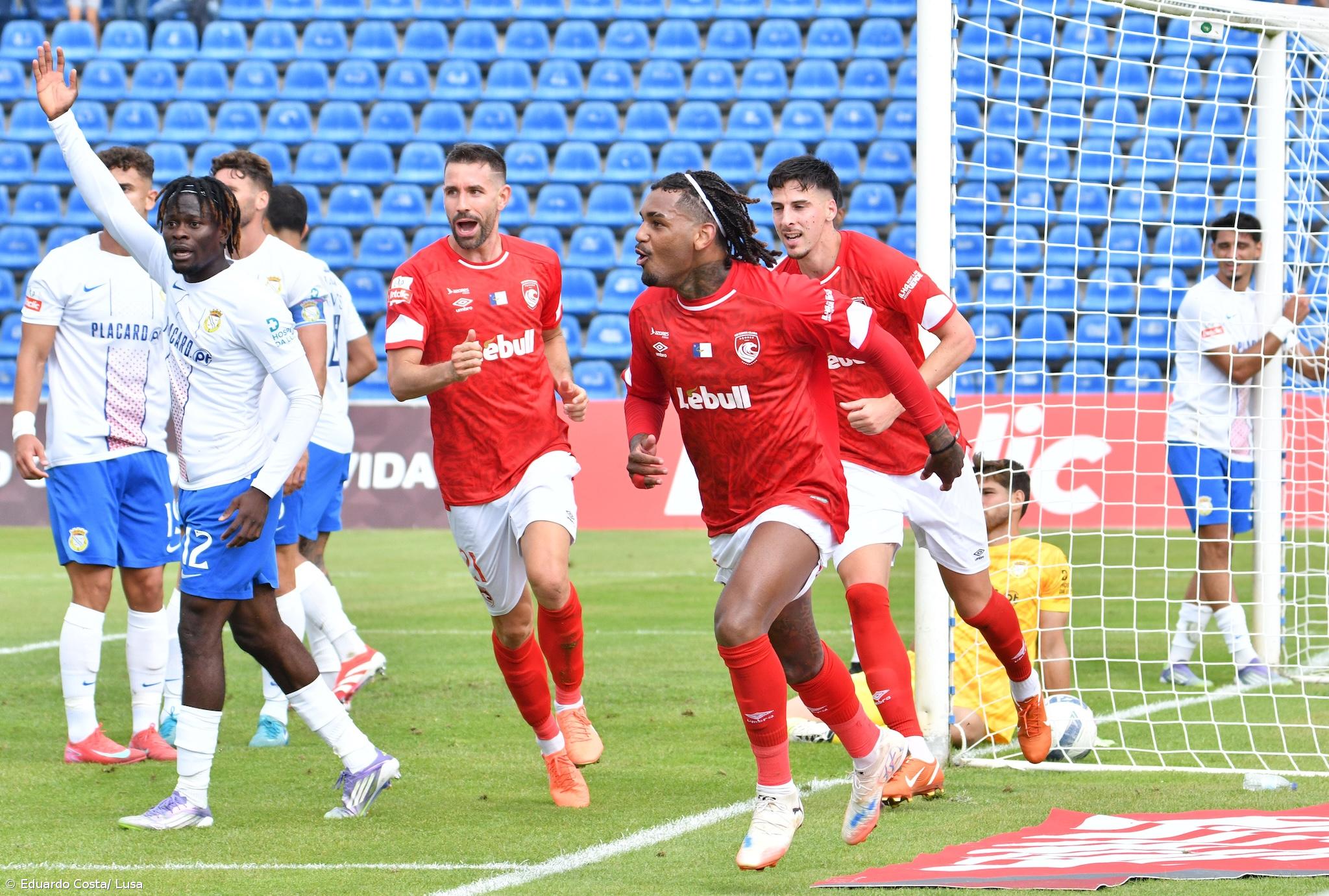 Santa Clara alcança vitória no “último suspiro” da partida – Imagem 1