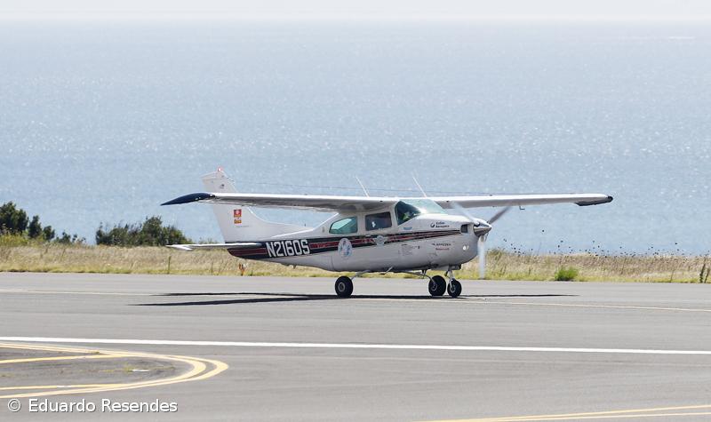Pilotos americanos atravessam Atlântico em monomotor e fazem escala inédita em Ponta Delgada – Imagem 1