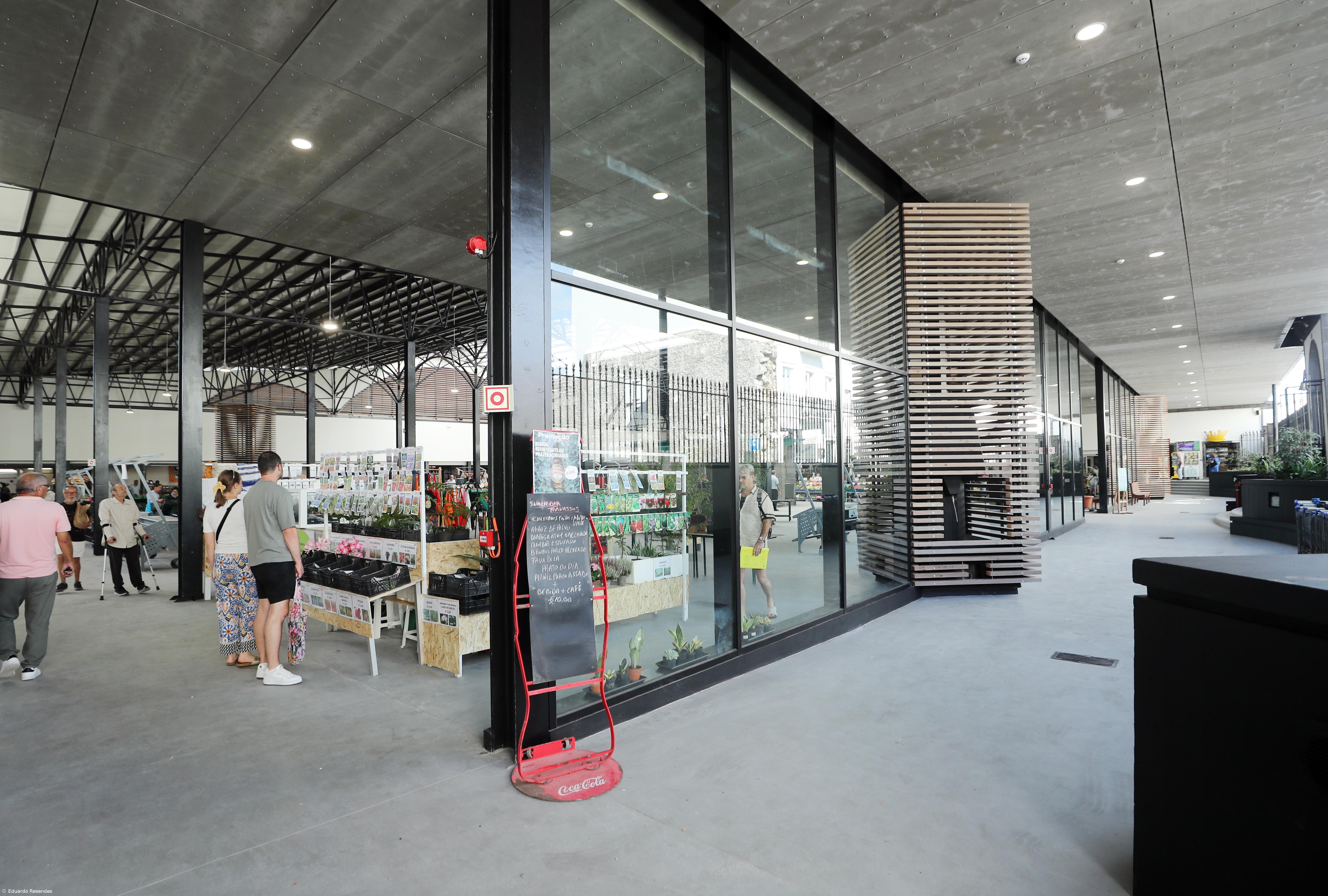 Com o Mercado da Graça de volta à praça central, comerciantes querem resgatar os clientes perdidos – Imagem 2